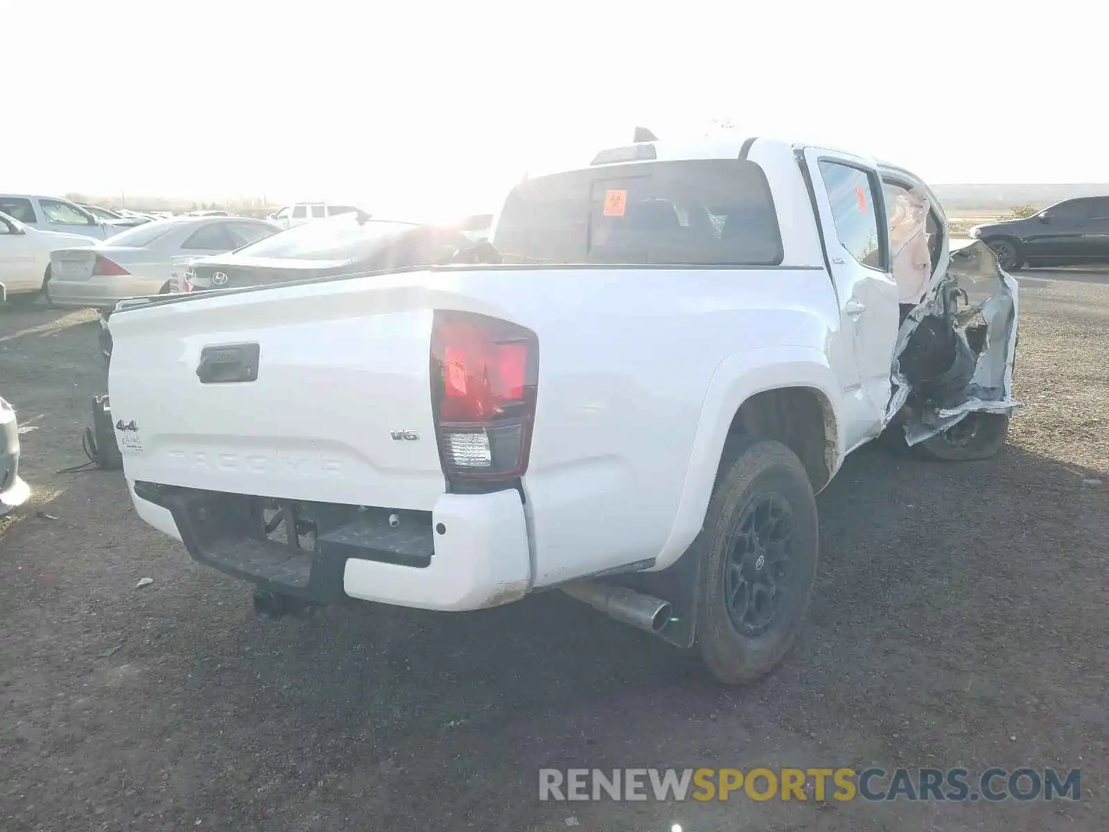 4 Photograph of a damaged car 3TMCZ5AN7LM316703 TOYOTA TACOMA 2020