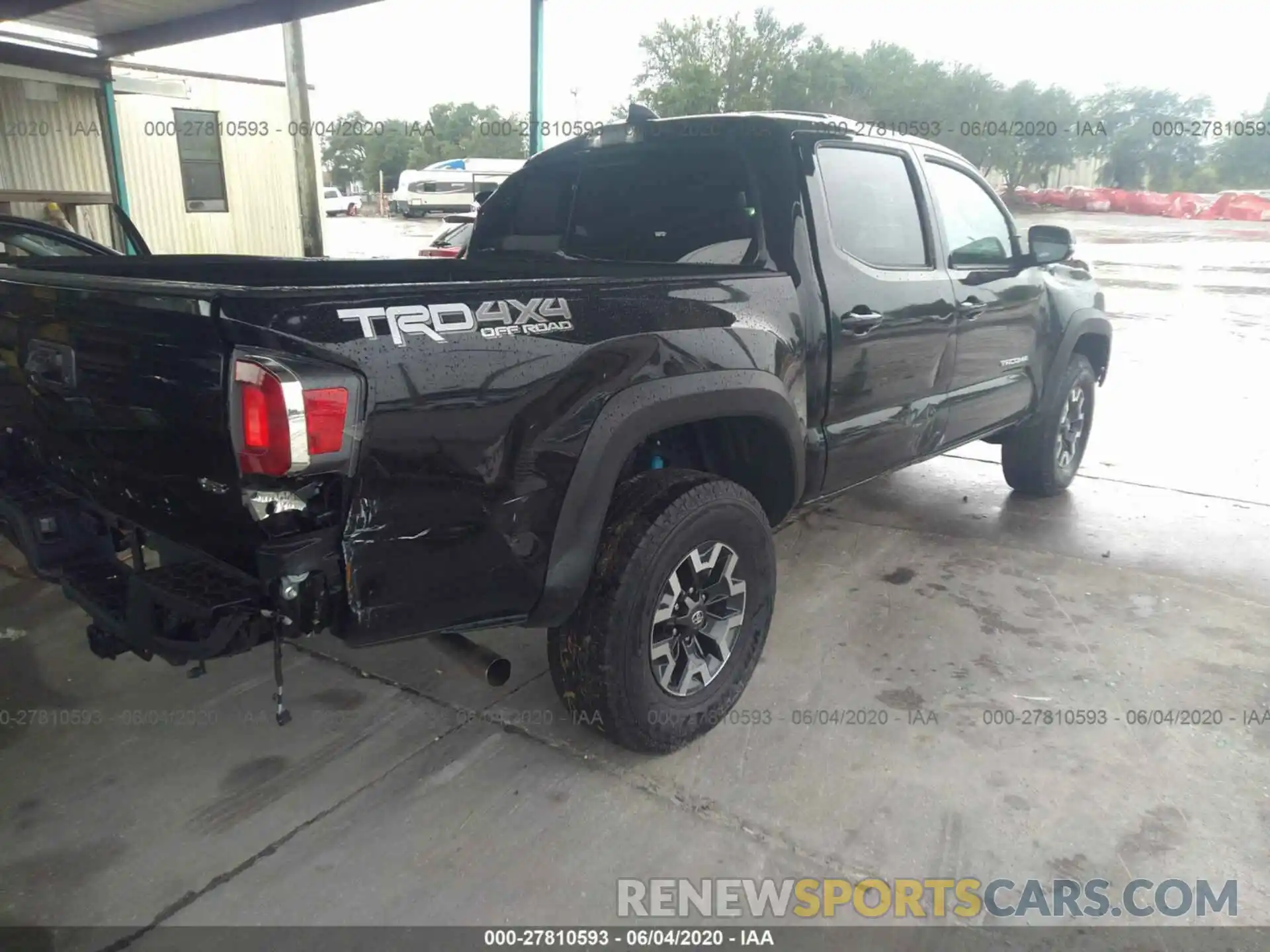 4 Photograph of a damaged car 3TMCZ5AN7LM320864 TOYOTA TACOMA 2020