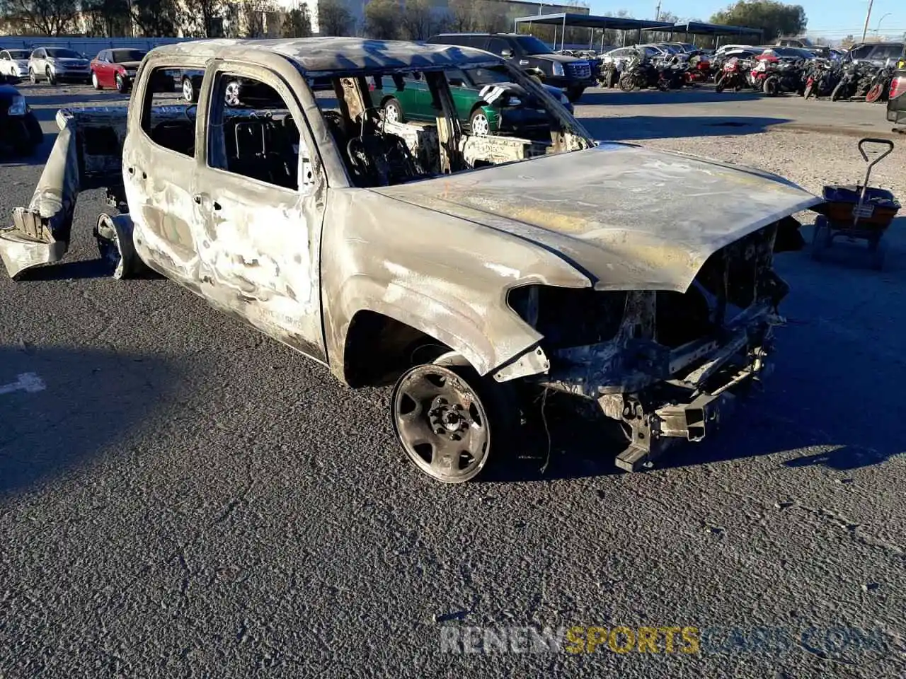 1 Photograph of a damaged car 3TMCZ5AN7LM322002 TOYOTA TACOMA 2020