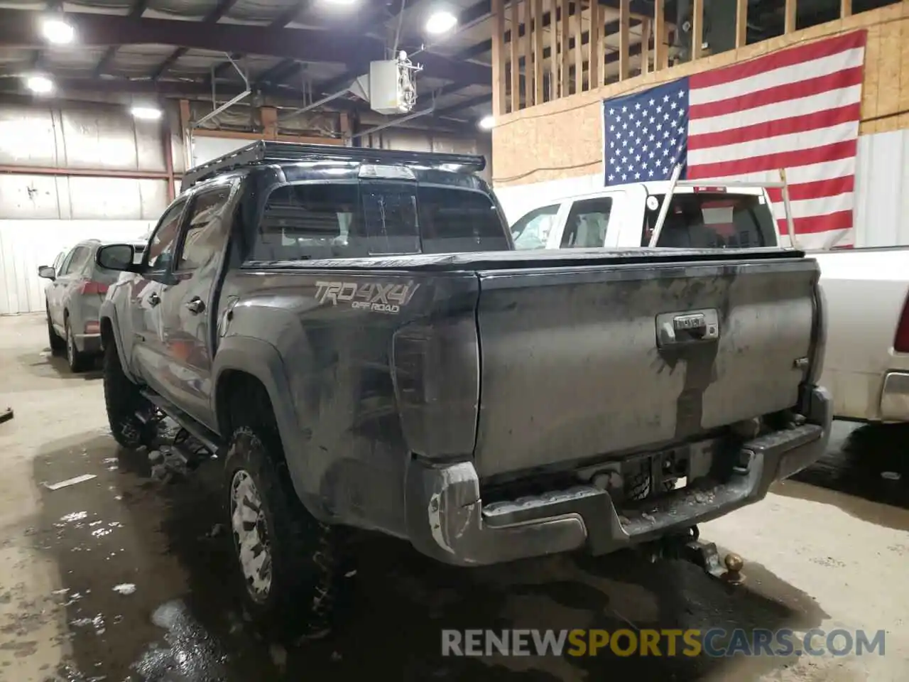 3 Photograph of a damaged car 3TMCZ5AN7LM324770 TOYOTA TACOMA 2020