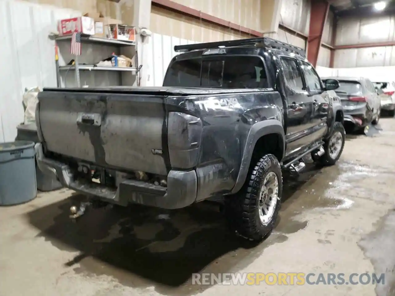 4 Photograph of a damaged car 3TMCZ5AN7LM324770 TOYOTA TACOMA 2020