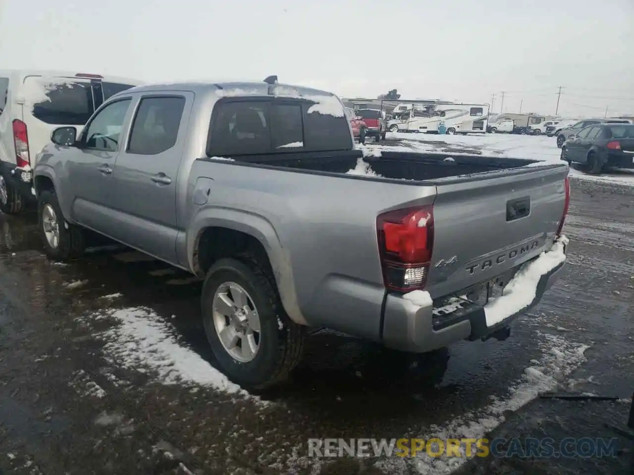 3 Photograph of a damaged car 3TMCZ5AN7LM331542 TOYOTA TACOMA 2020