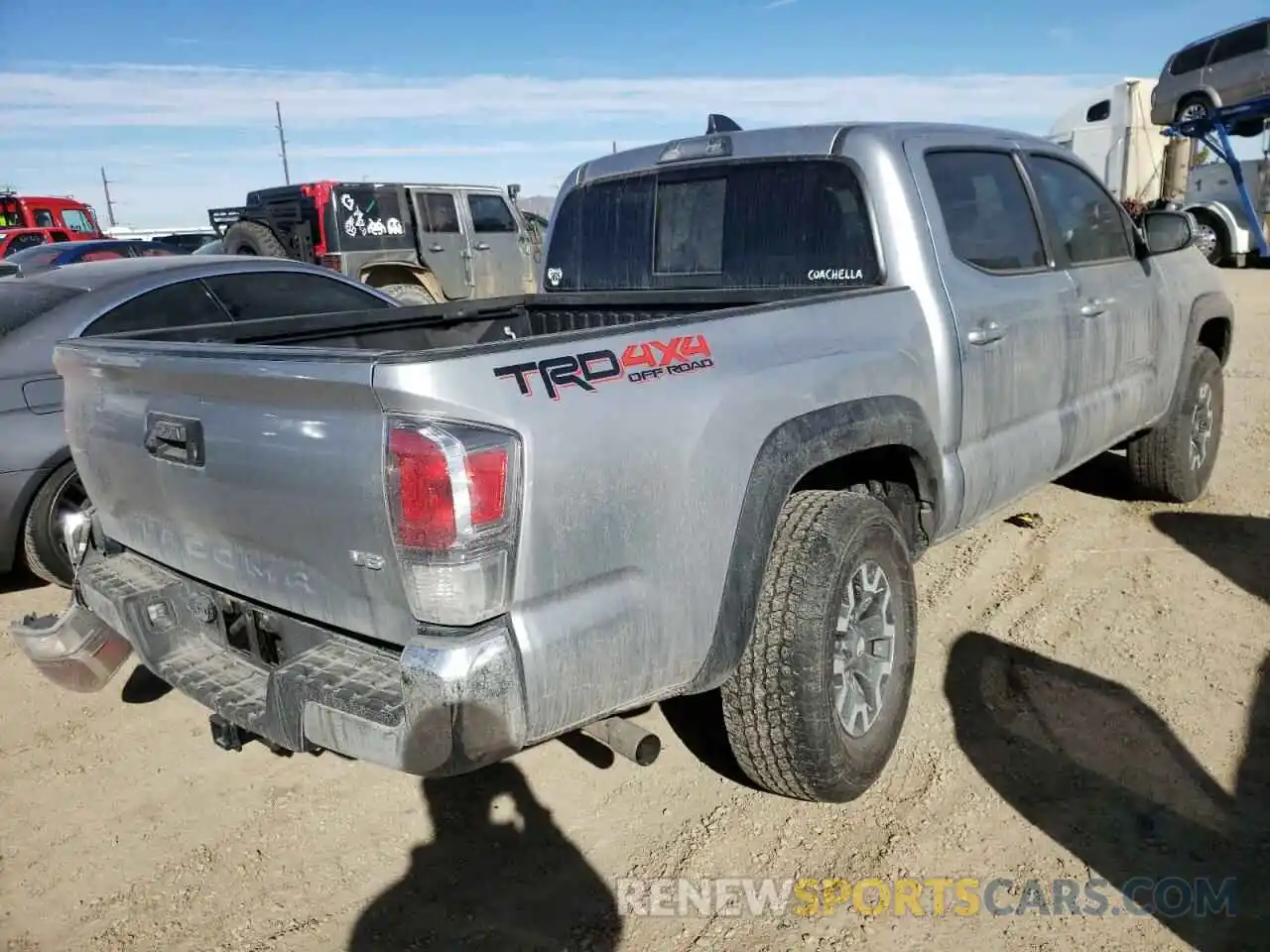 4 Photograph of a damaged car 3TMCZ5AN7LM332268 TOYOTA TACOMA 2020