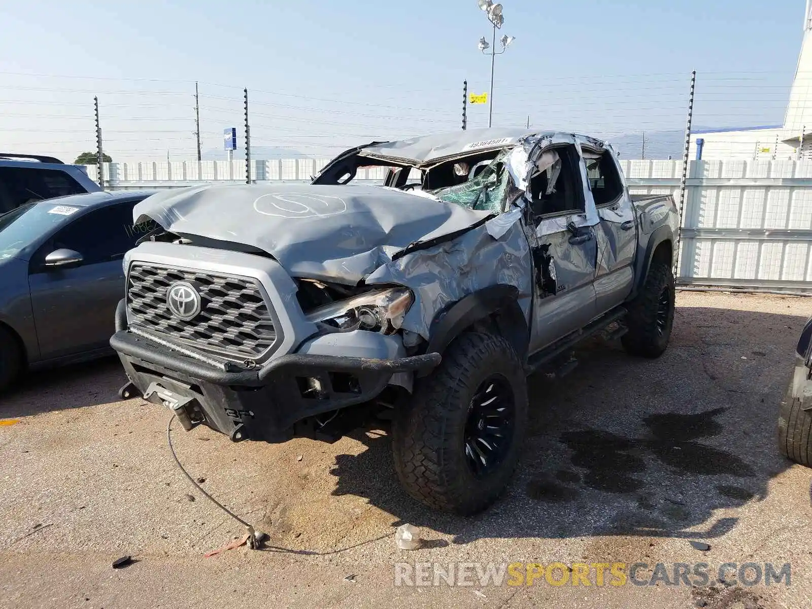 2 Photograph of a damaged car 3TMCZ5AN7LM333212 TOYOTA TACOMA 2020