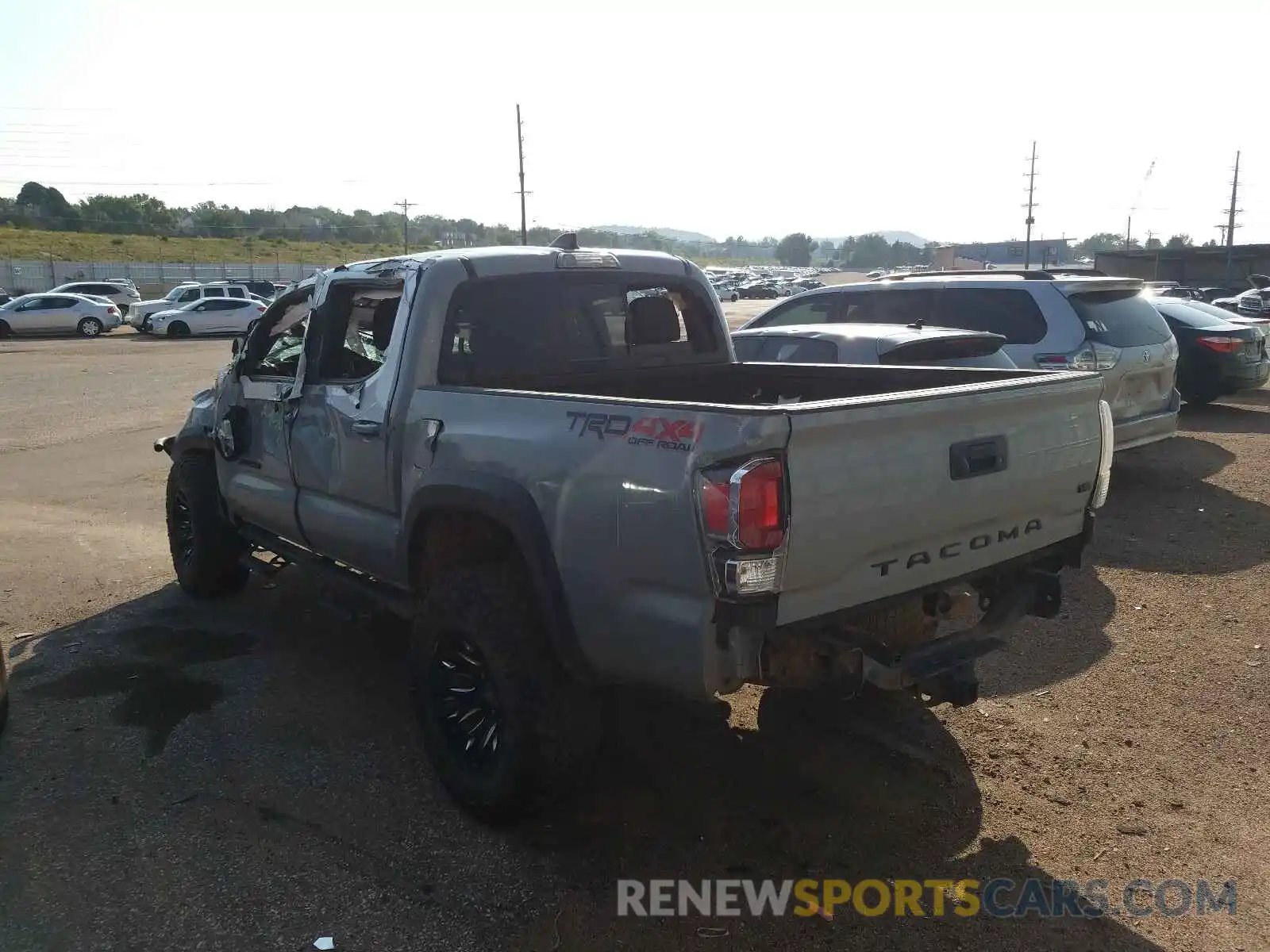 3 Photograph of a damaged car 3TMCZ5AN7LM333212 TOYOTA TACOMA 2020