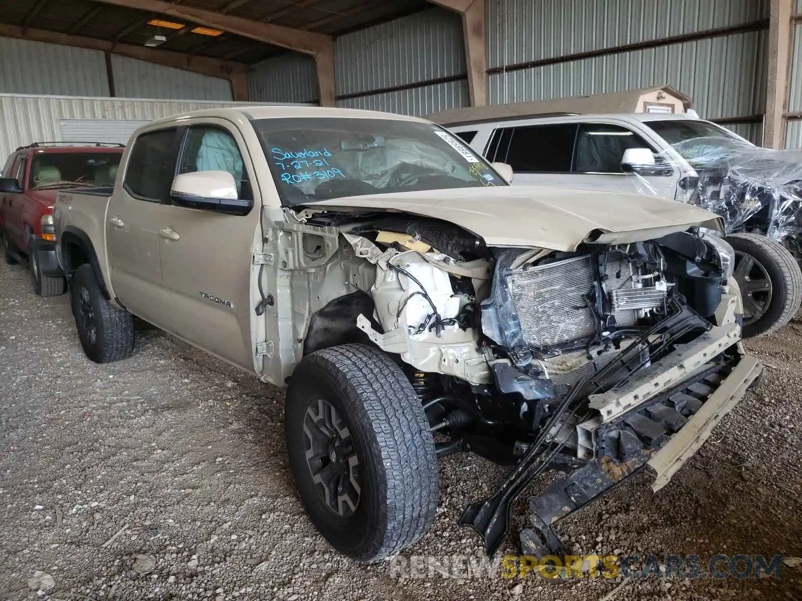 1 Photograph of a damaged car 3TMCZ5AN7LM335512 TOYOTA TACOMA 2020