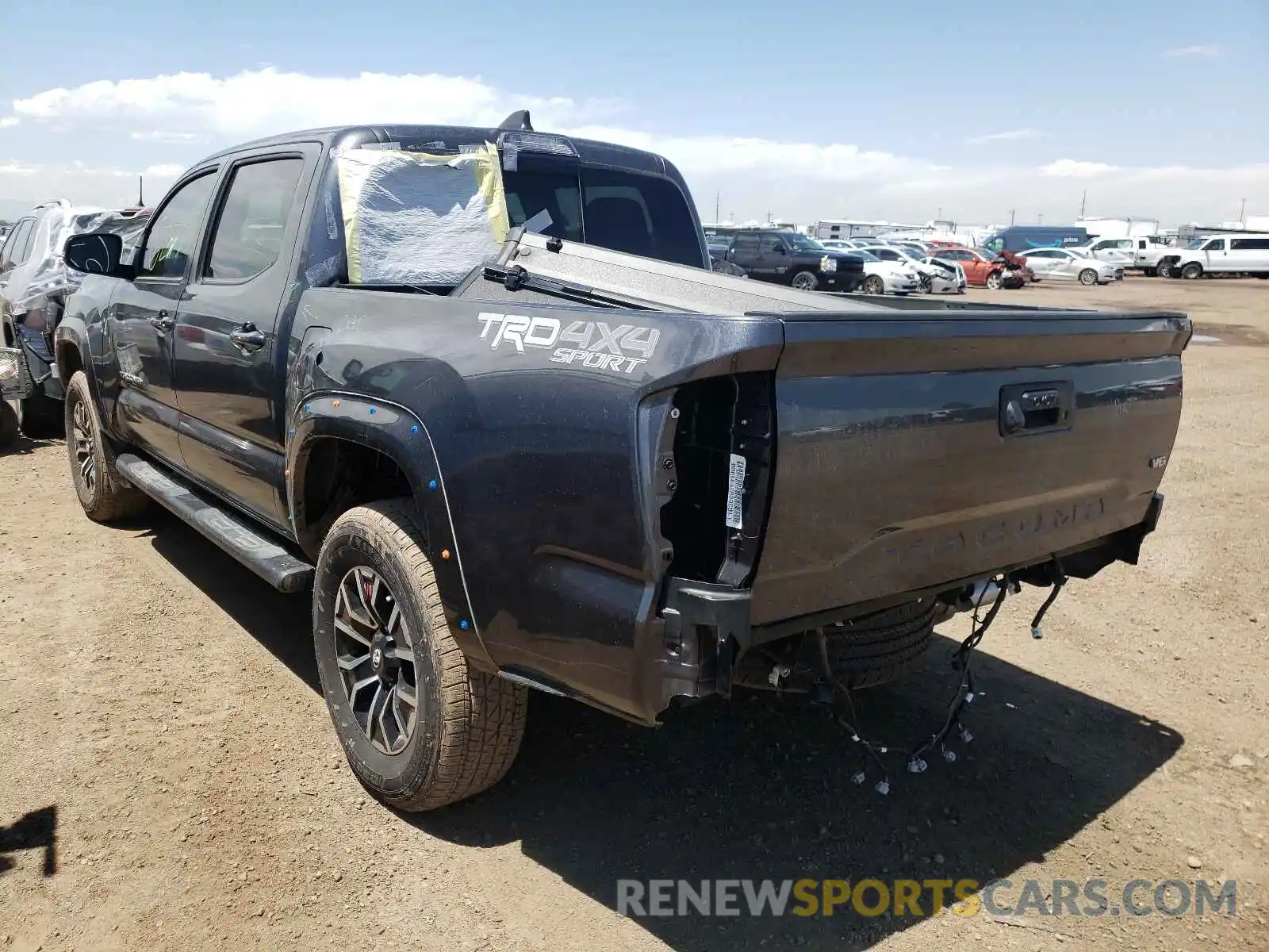 3 Photograph of a damaged car 3TMCZ5AN7LM339043 TOYOTA TACOMA 2020