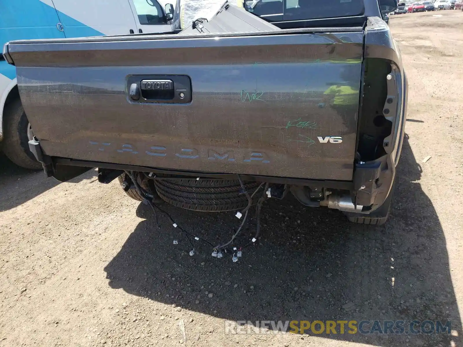 9 Photograph of a damaged car 3TMCZ5AN7LM339043 TOYOTA TACOMA 2020