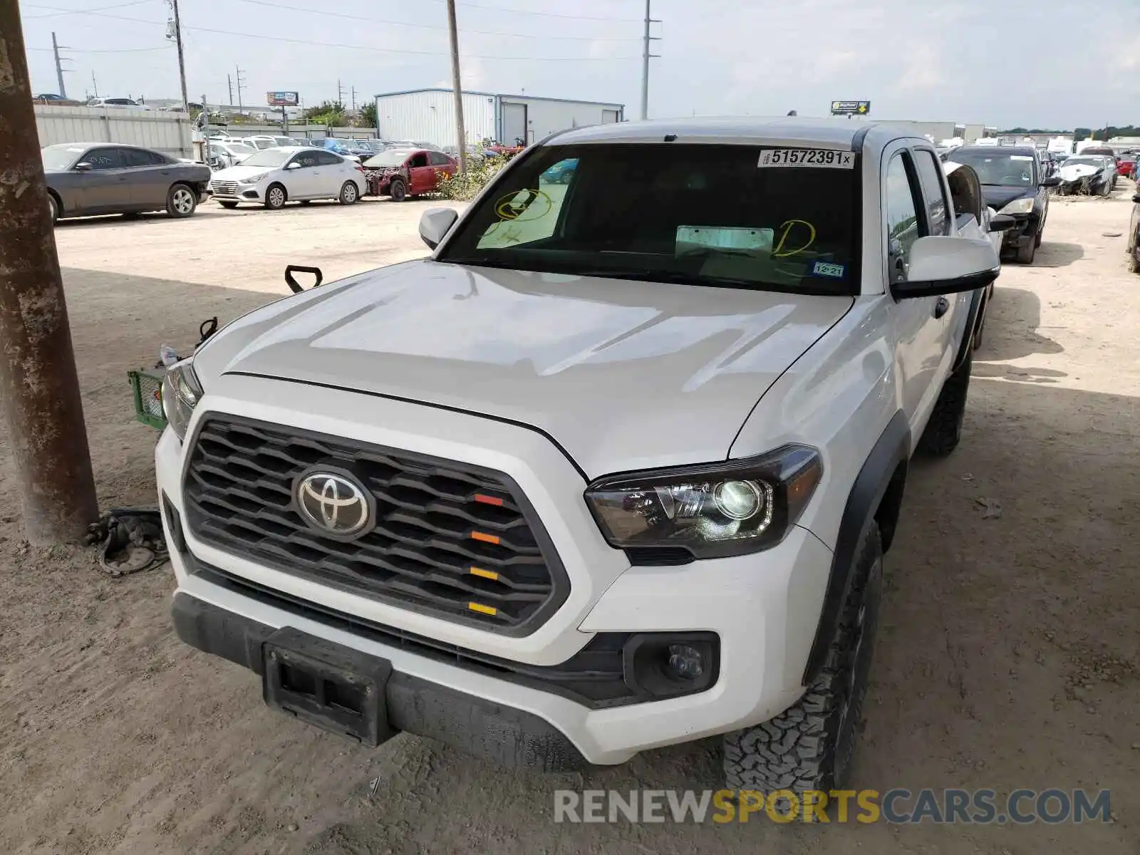 2 Photograph of a damaged car 3TMCZ5AN7LM342380 TOYOTA TACOMA 2020