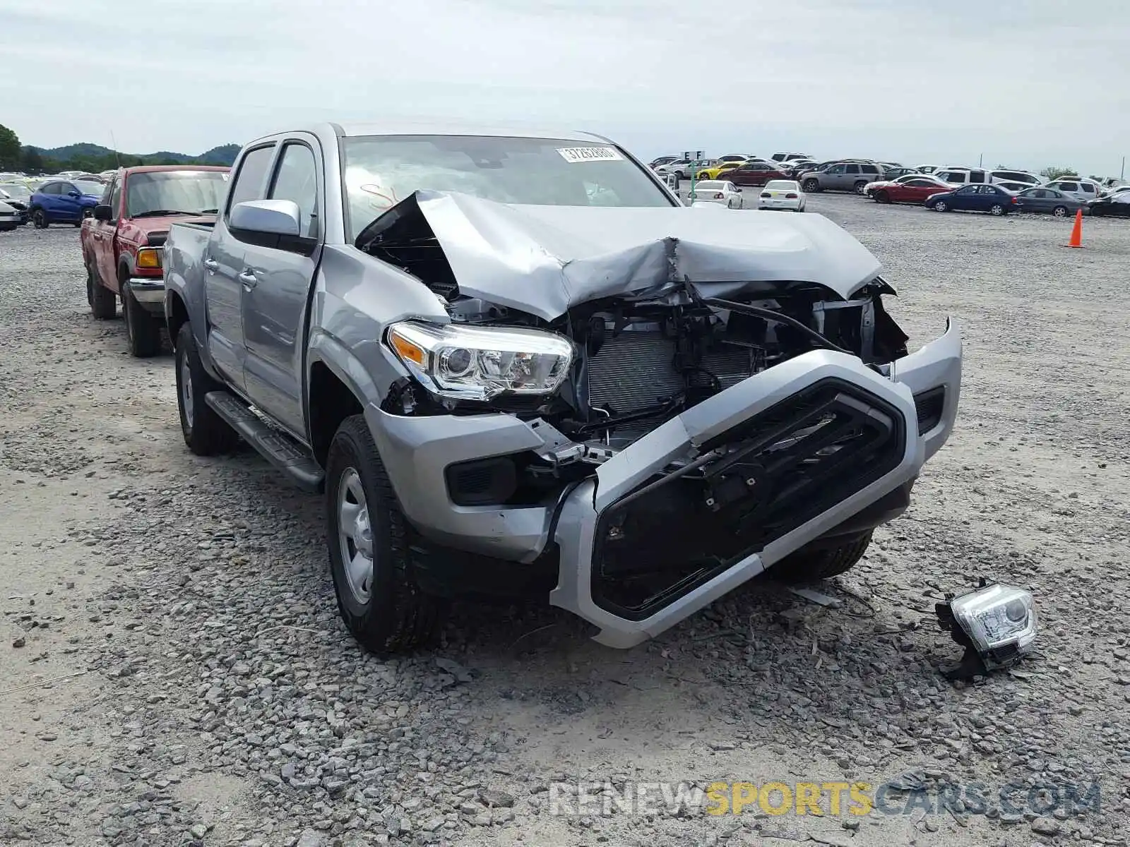 1 Photograph of a damaged car 3TMCZ5AN7LM343612 TOYOTA TACOMA 2020