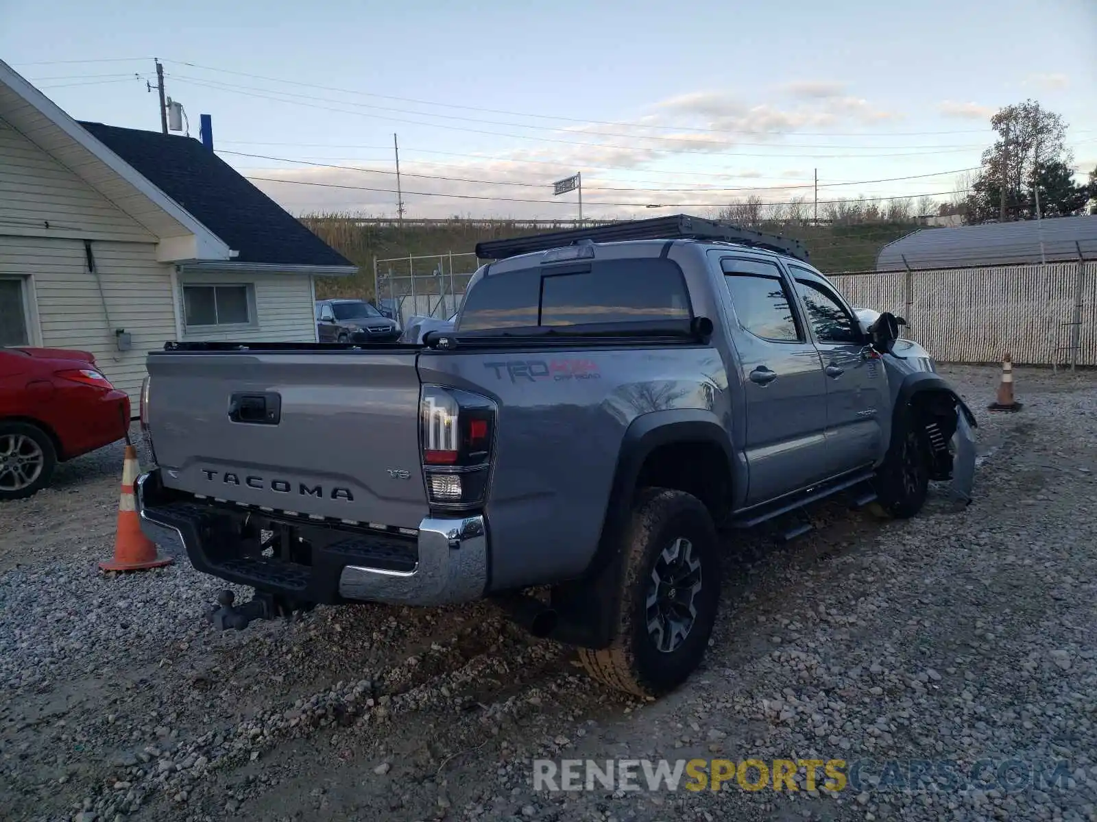 4 Photograph of a damaged car 3TMCZ5AN7LM347918 TOYOTA TACOMA 2020