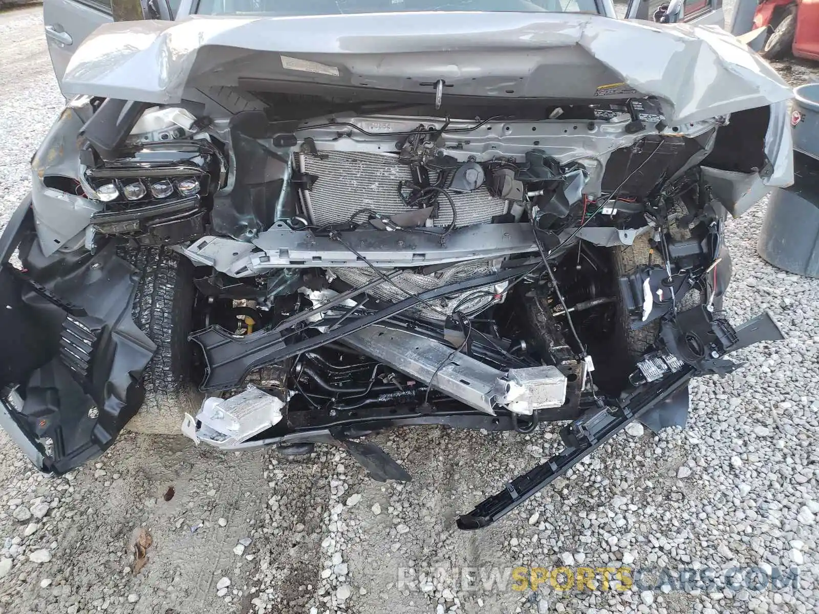 7 Photograph of a damaged car 3TMCZ5AN7LM347918 TOYOTA TACOMA 2020