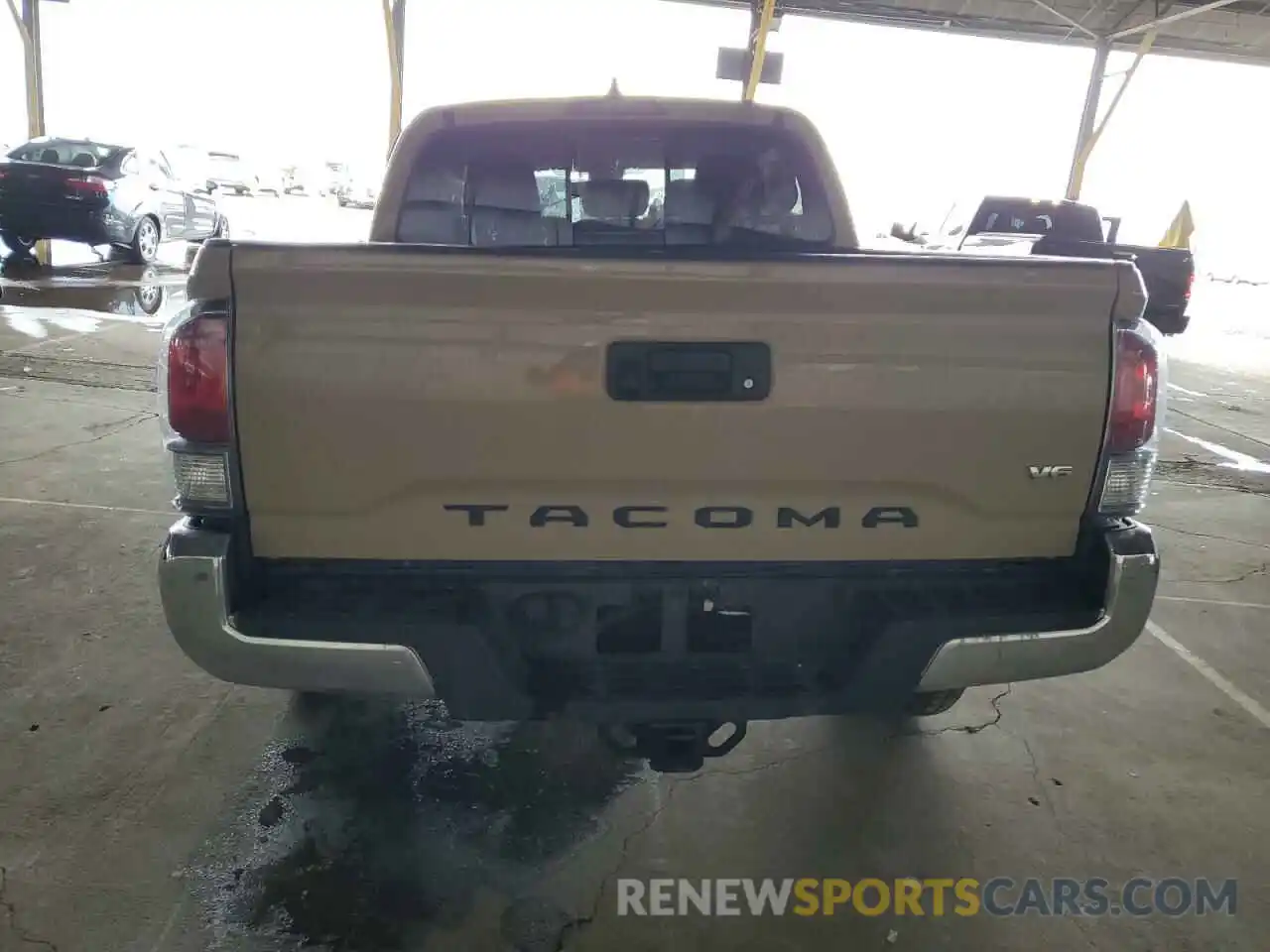 6 Photograph of a damaged car 3TMCZ5AN7LM348163 TOYOTA TACOMA 2020