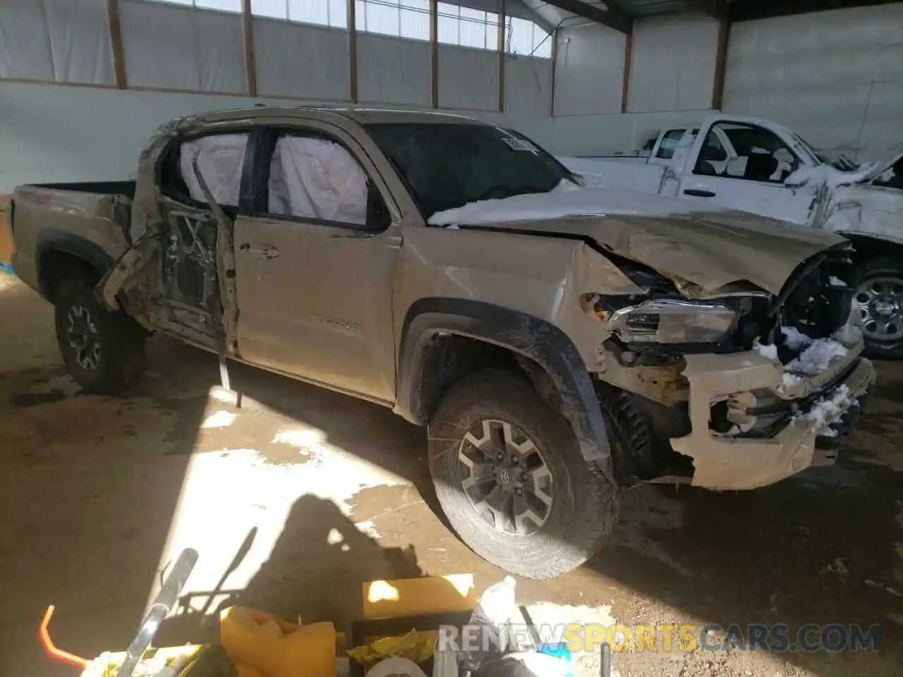 9 Photograph of a damaged car 3TMCZ5AN7LM348177 TOYOTA TACOMA 2020