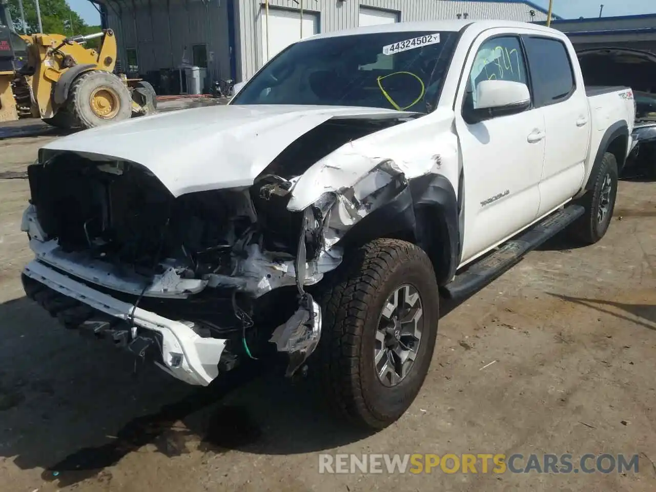 2 Photograph of a damaged car 3TMCZ5AN7LM350124 TOYOTA TACOMA 2020