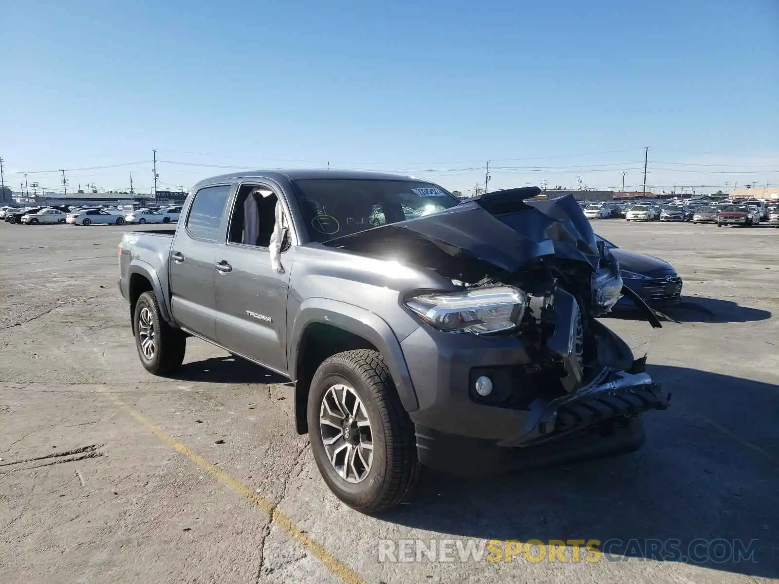 1 Photograph of a damaged car 3TMCZ5AN7LM351077 TOYOTA TACOMA 2020