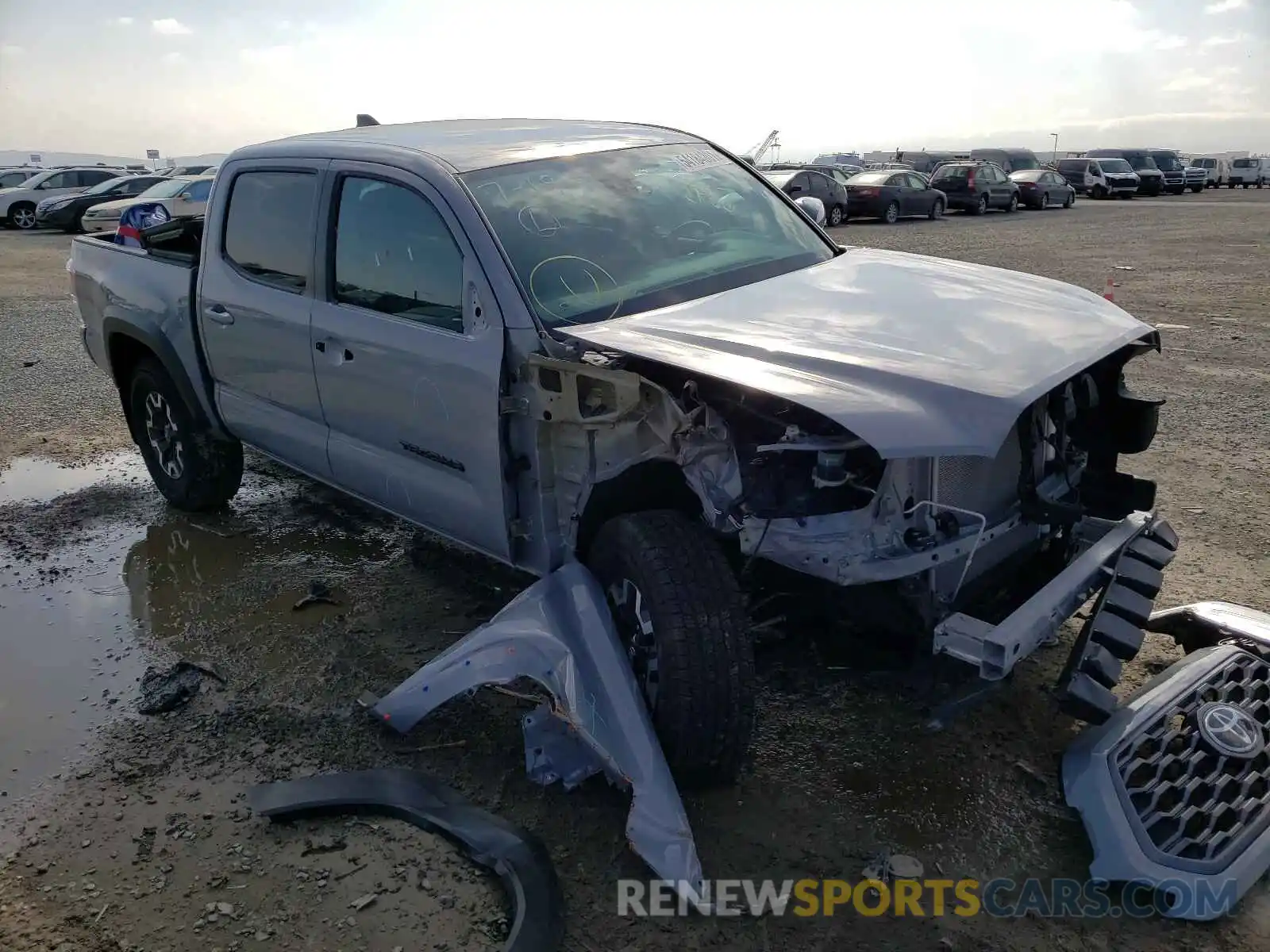 1 Photograph of a damaged car 3TMCZ5AN7LM353377 TOYOTA TACOMA 2020