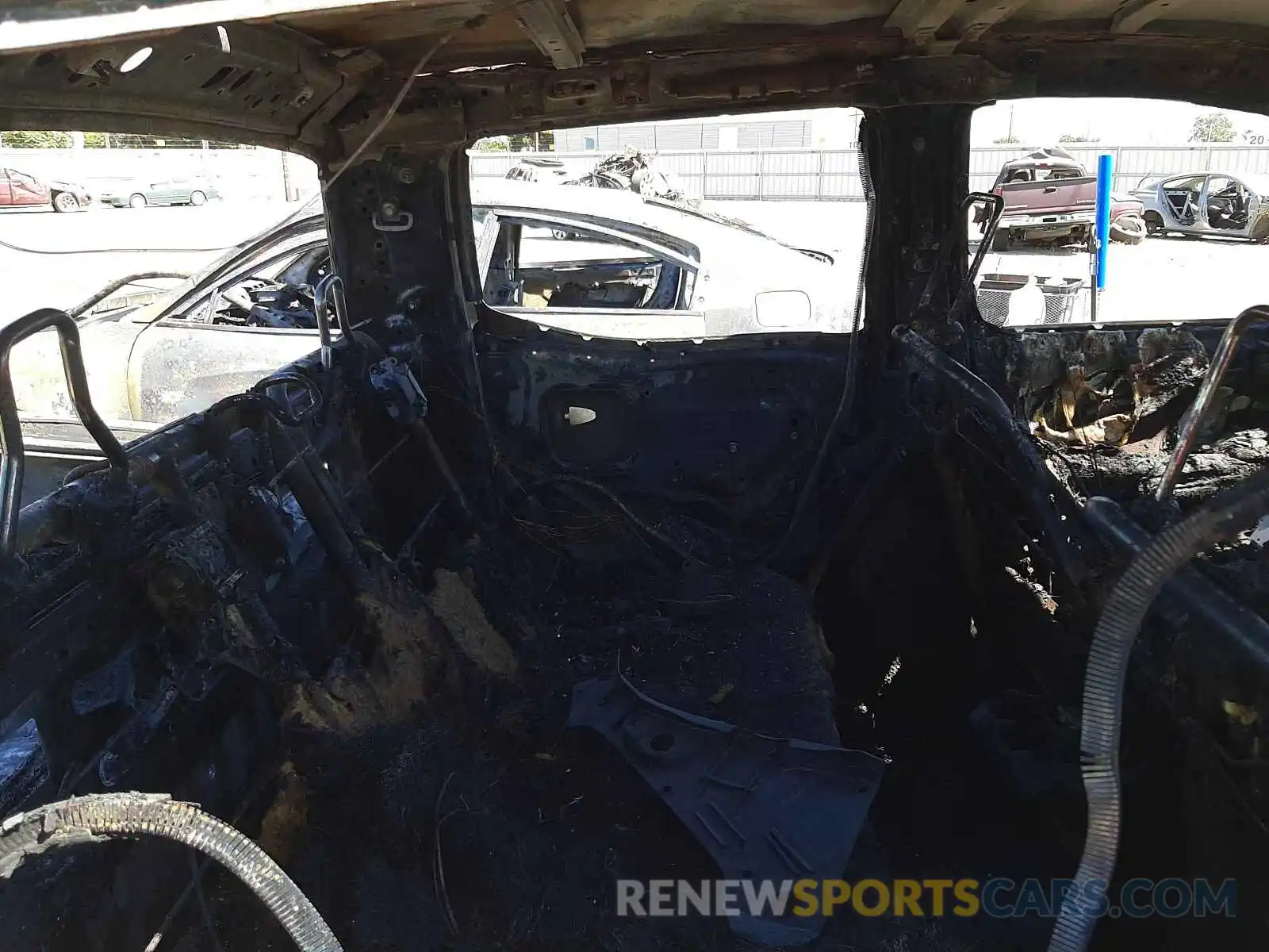 6 Photograph of a damaged car 3TMCZ5AN7LM355579 TOYOTA TACOMA 2020