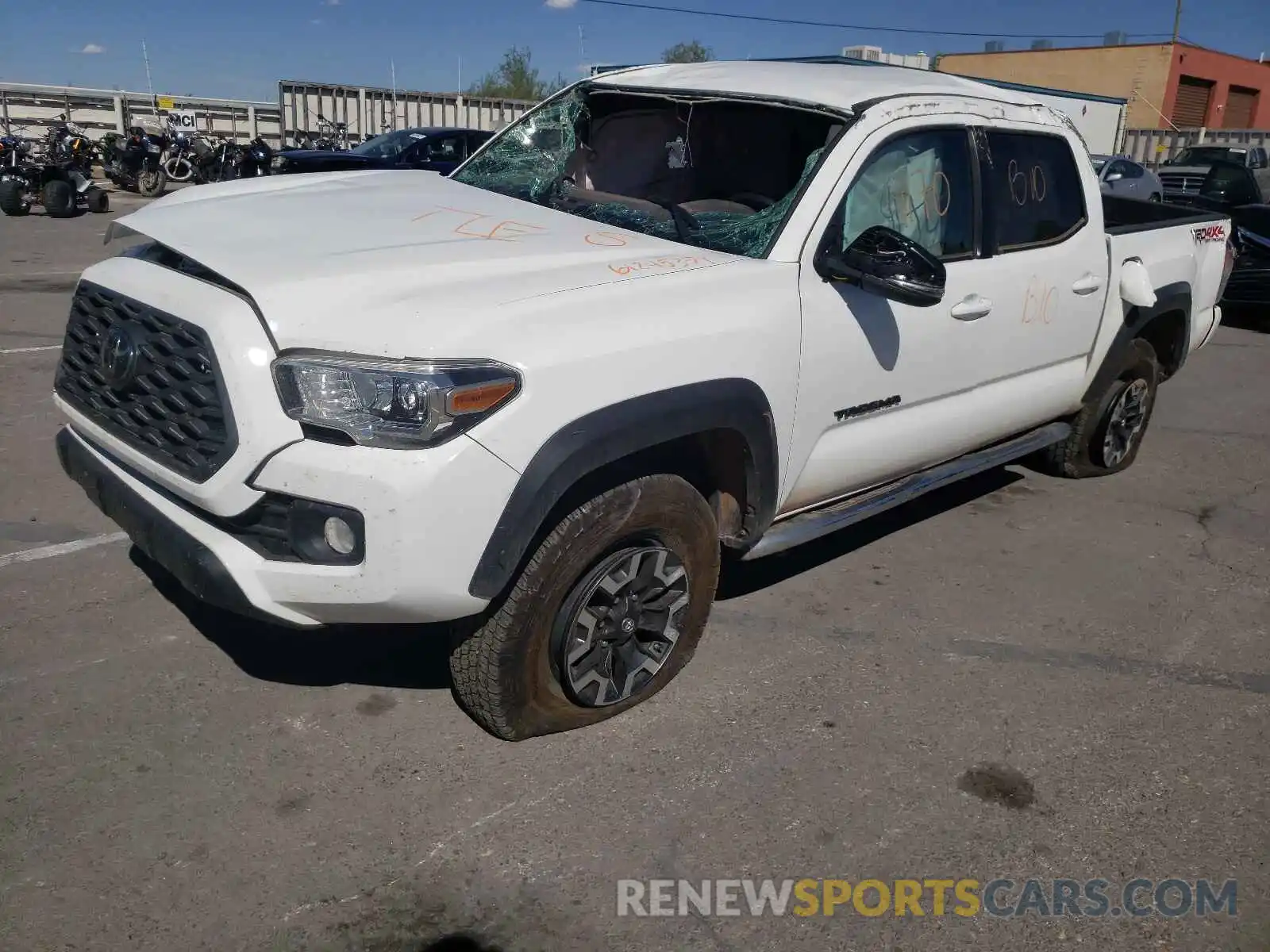 2 Photograph of a damaged car 3TMCZ5AN7LM365898 TOYOTA TACOMA 2020