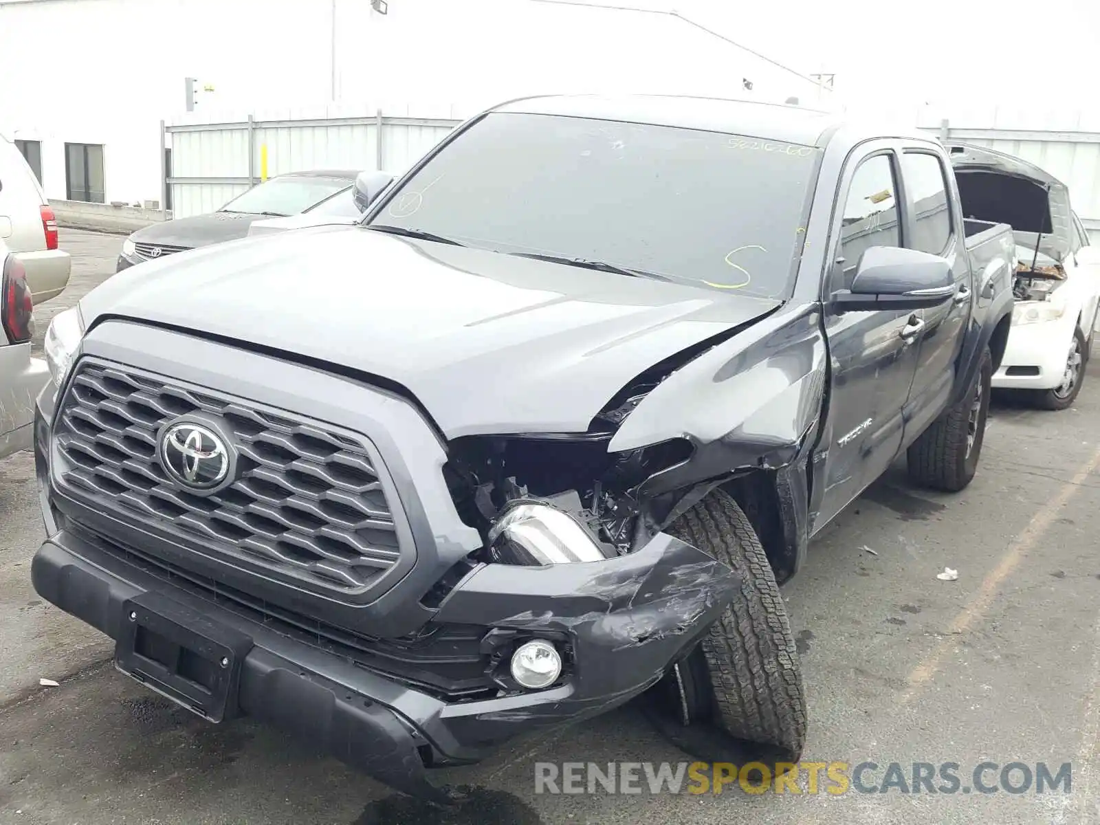 2 Photograph of a damaged car 3TMCZ5AN7LM369367 TOYOTA TACOMA 2020