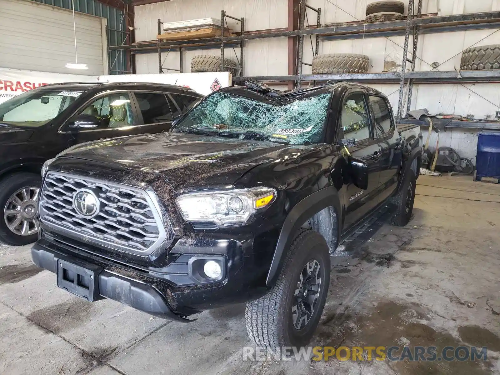 2 Photograph of a damaged car 3TMCZ5AN8LM290158 TOYOTA TACOMA 2020