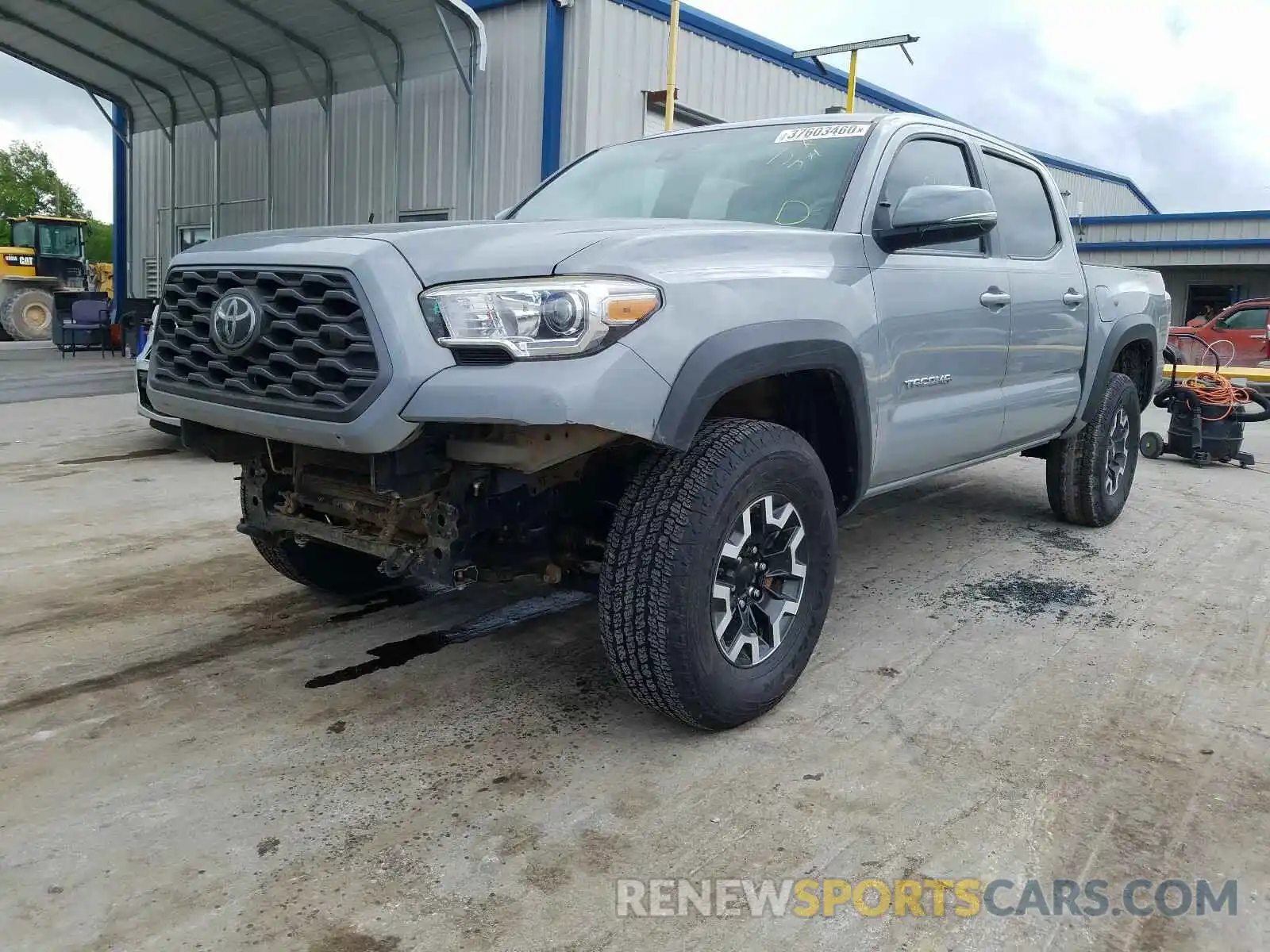 2 Photograph of a damaged car 3TMCZ5AN8LM292573 TOYOTA TACOMA 2020