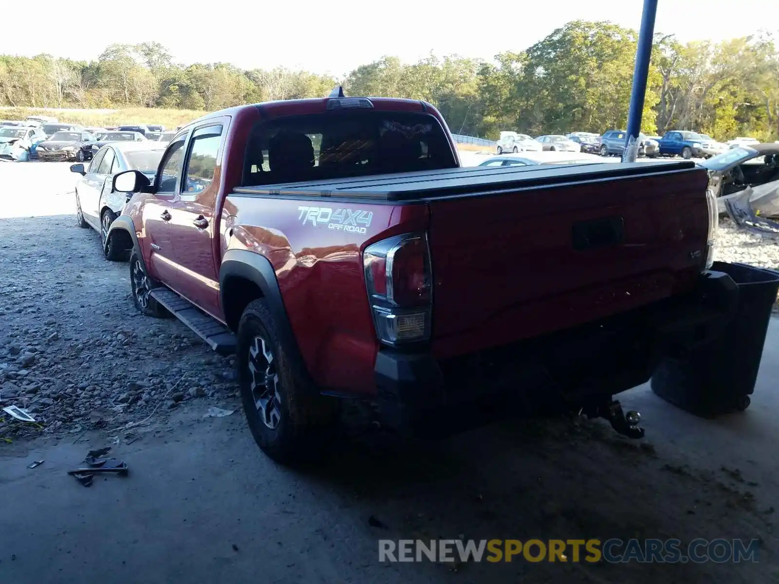 3 Photograph of a damaged car 3TMCZ5AN8LM300249 TOYOTA TACOMA 2020