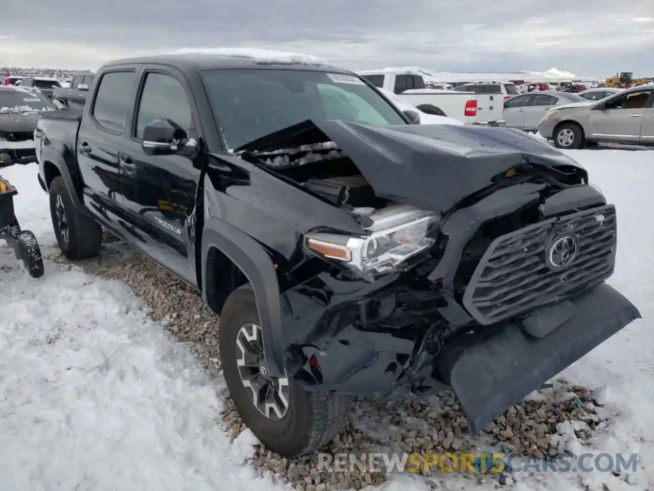 1 Photograph of a damaged car 3TMCZ5AN8LM300476 TOYOTA TACOMA 2020