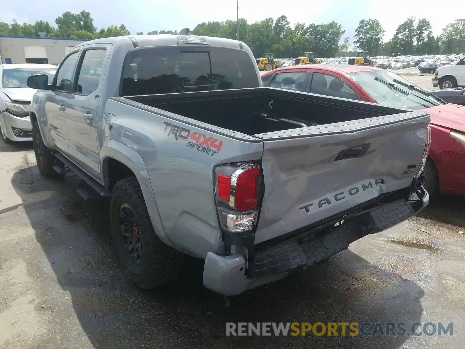 3 Photograph of a damaged car 3TMCZ5AN8LM305743 TOYOTA TACOMA 2020