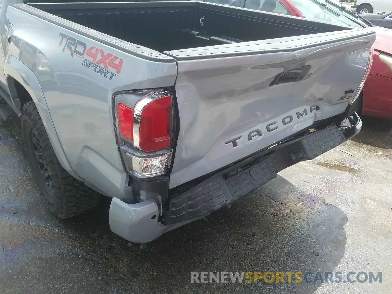 9 Photograph of a damaged car 3TMCZ5AN8LM305743 TOYOTA TACOMA 2020