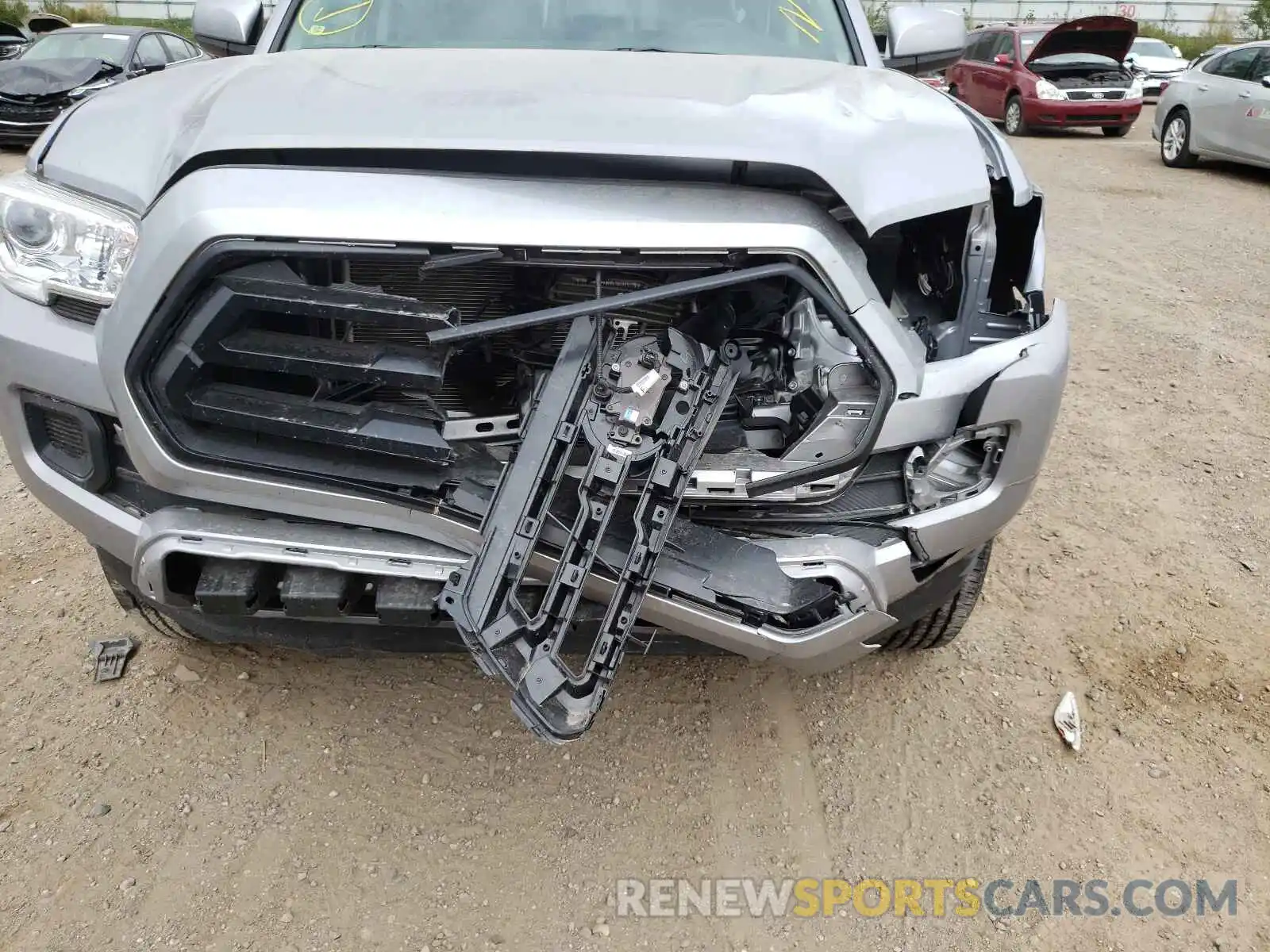 9 Photograph of a damaged car 3TMCZ5AN8LM308500 TOYOTA TACOMA 2020