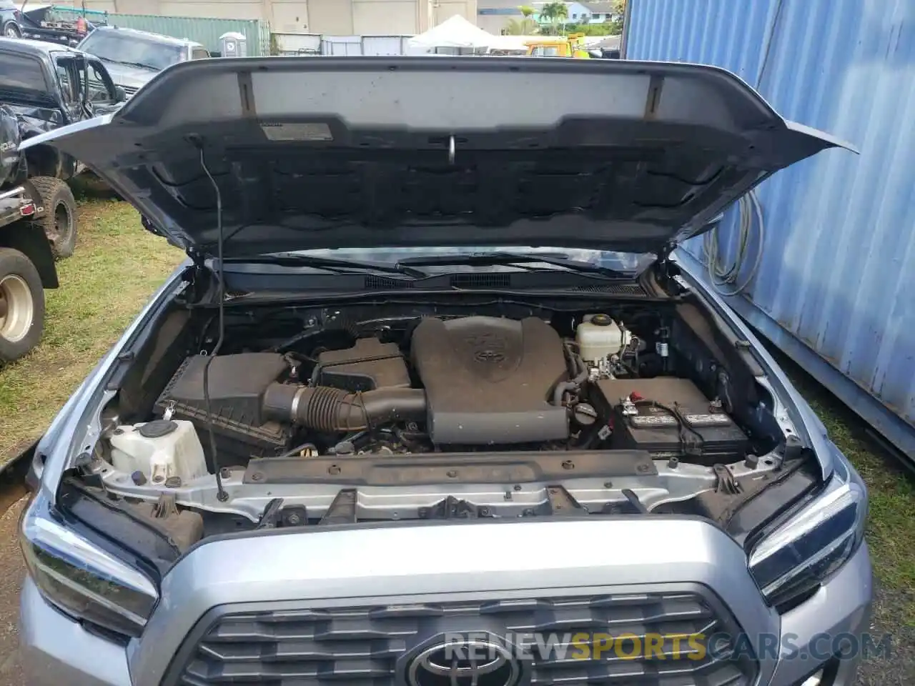 7 Photograph of a damaged car 3TMCZ5AN8LM312594 TOYOTA TACOMA 2020