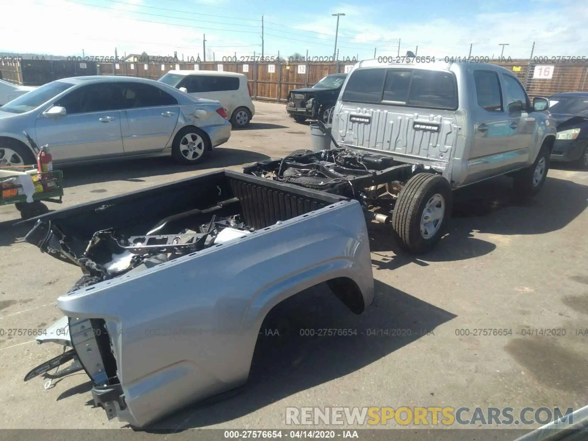 4 Photograph of a damaged car 3TMCZ5AN8LM314006 TOYOTA TACOMA 2020