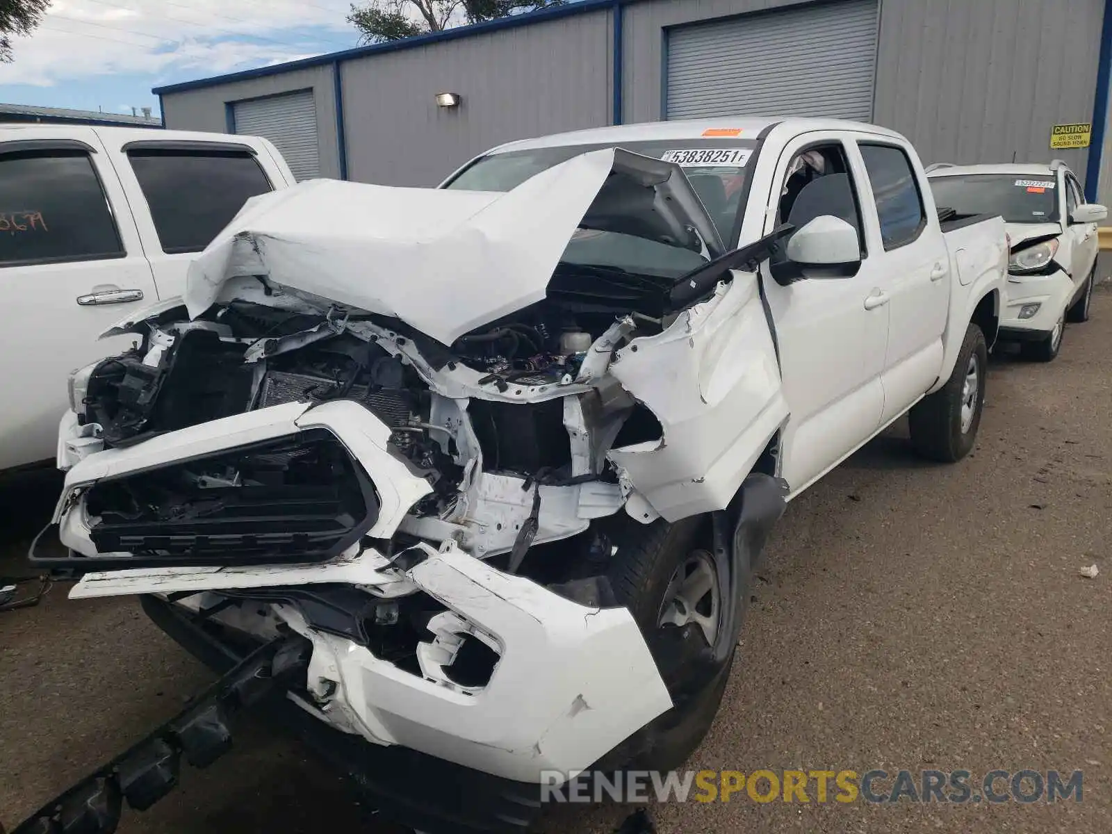 2 Photograph of a damaged car 3TMCZ5AN8LM314815 TOYOTA TACOMA 2020