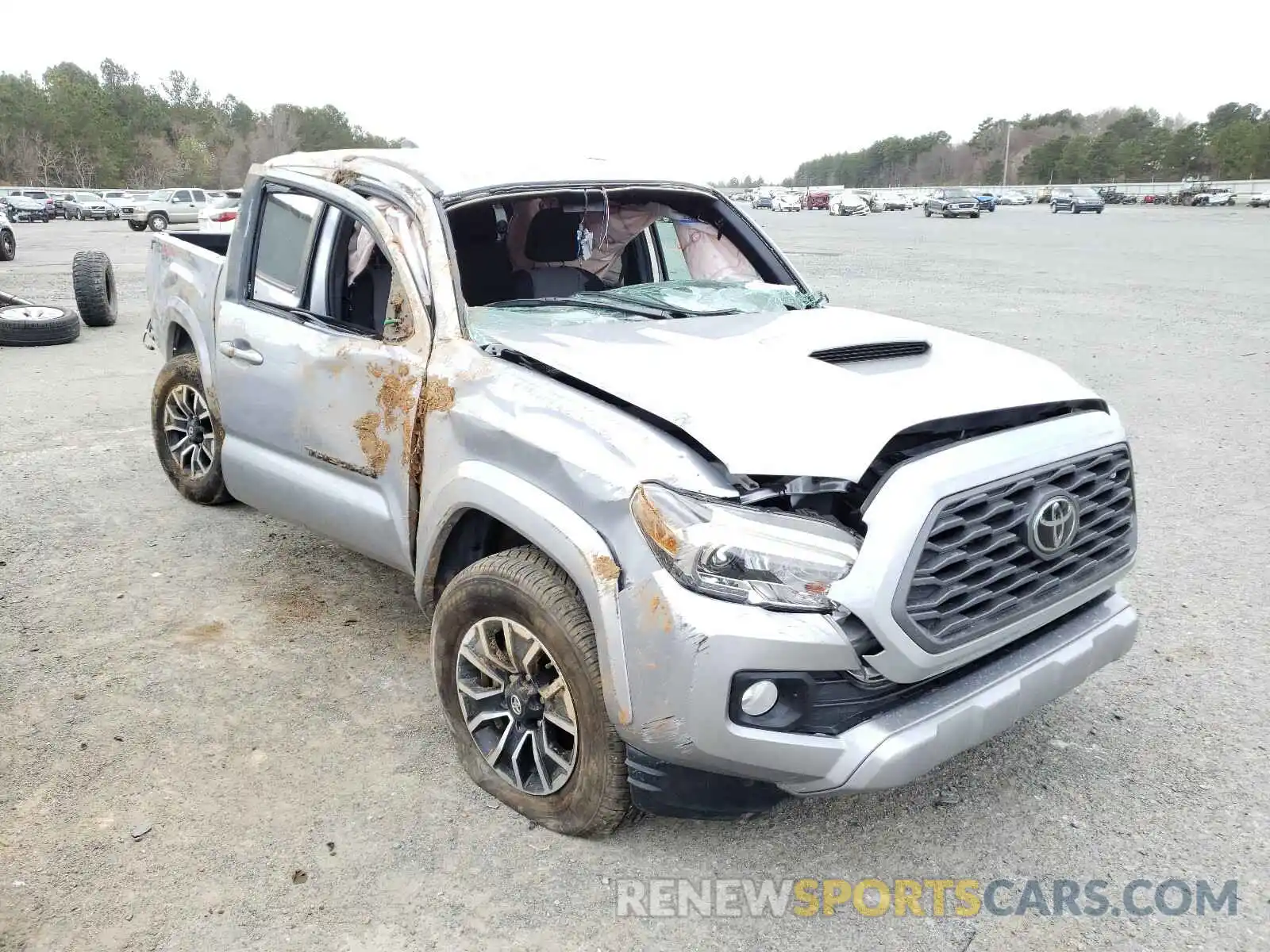 1 Photograph of a damaged car 3TMCZ5AN8LM316175 TOYOTA TACOMA 2020