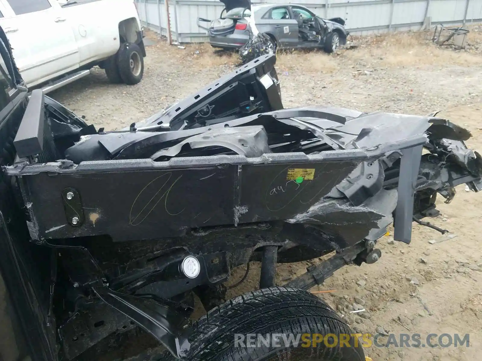 9 Photograph of a damaged car 3TMCZ5AN8LM324647 TOYOTA TACOMA 2020