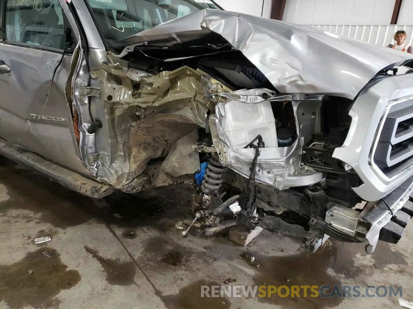 9 Photograph of a damaged car 3TMCZ5AN8LM326365 TOYOTA TACOMA 2020