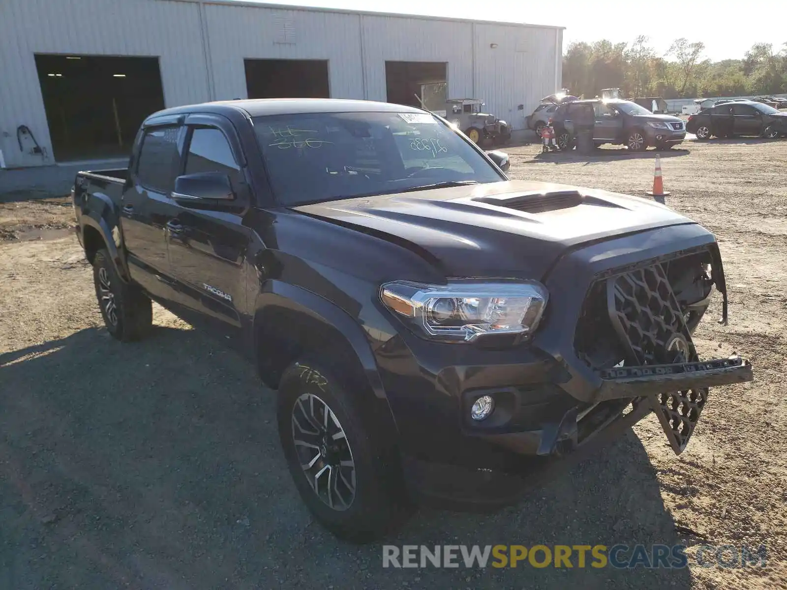 1 Photograph of a damaged car 3TMCZ5AN8LM329623 TOYOTA TACOMA 2020