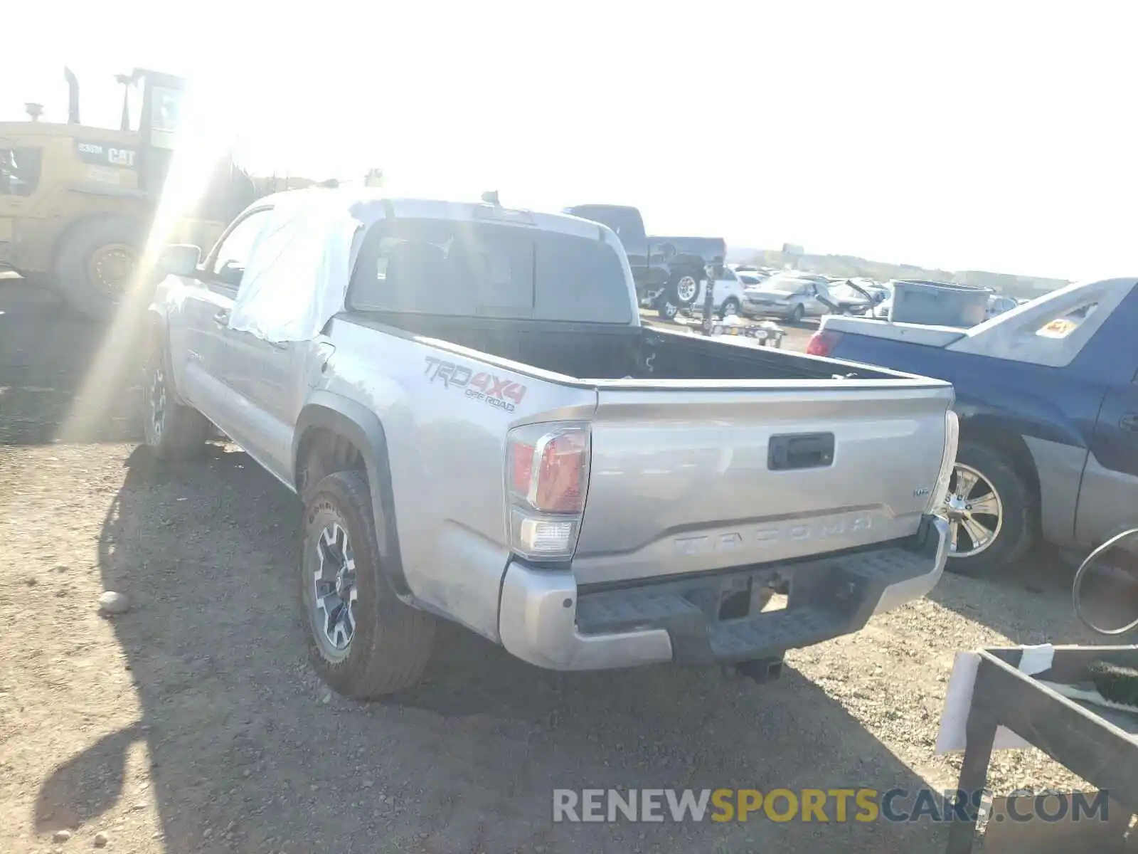 3 Photograph of a damaged car 3TMCZ5AN8LM329850 TOYOTA TACOMA 2020