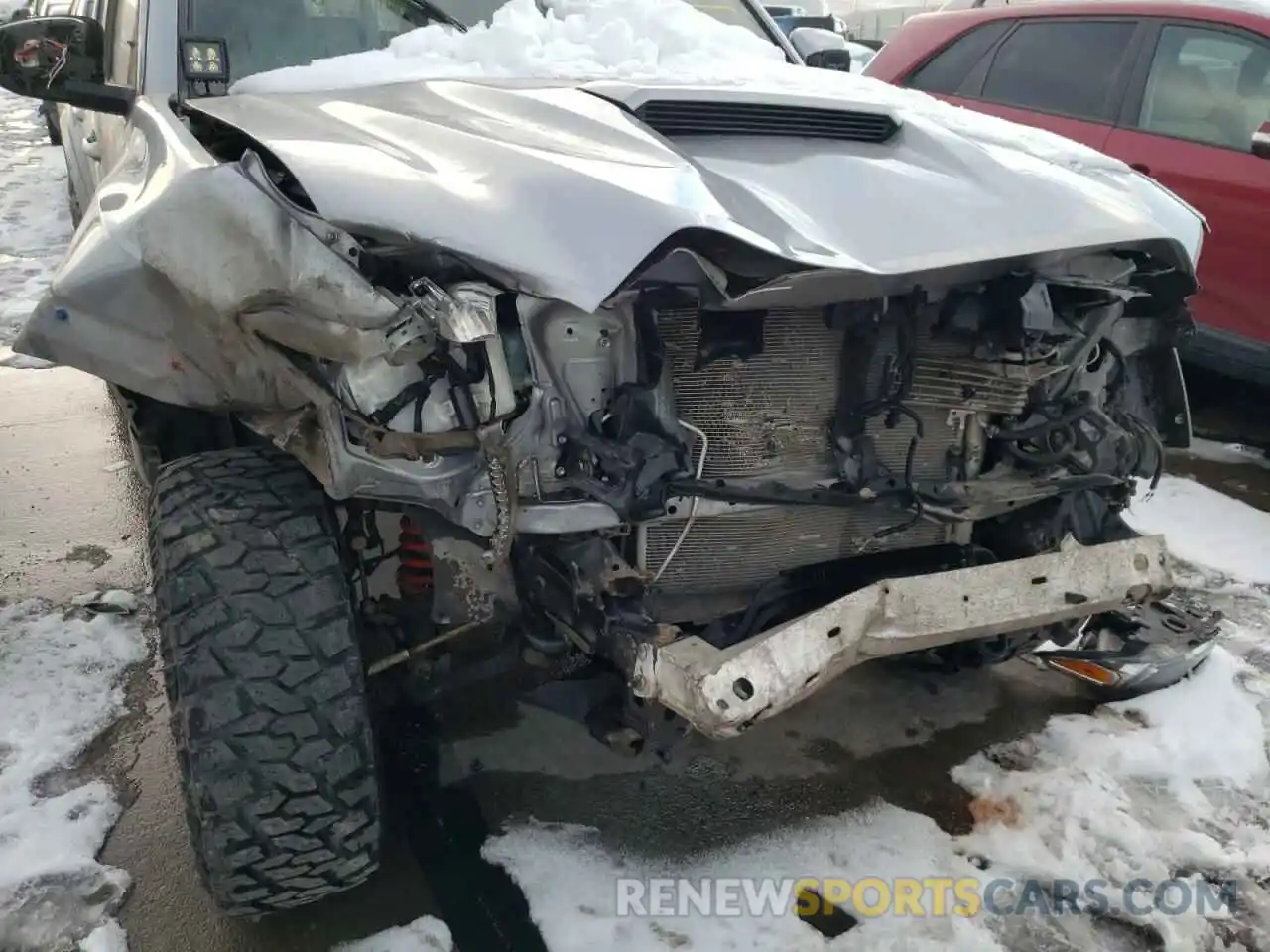 9 Photograph of a damaged car 3TMCZ5AN8LM329976 TOYOTA TACOMA 2020