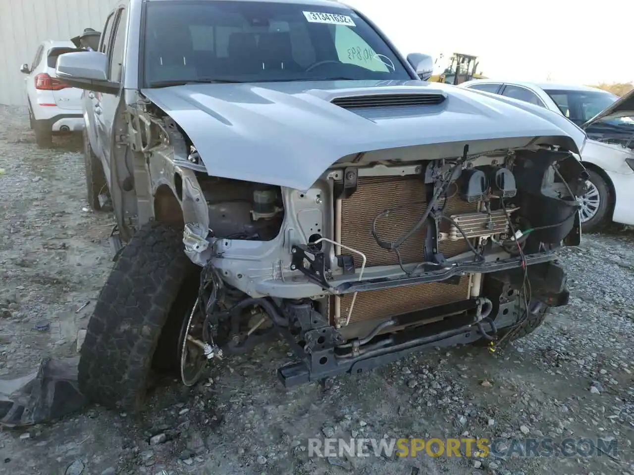 9 Photograph of a damaged car 3TMCZ5AN8LM331517 TOYOTA TACOMA 2020