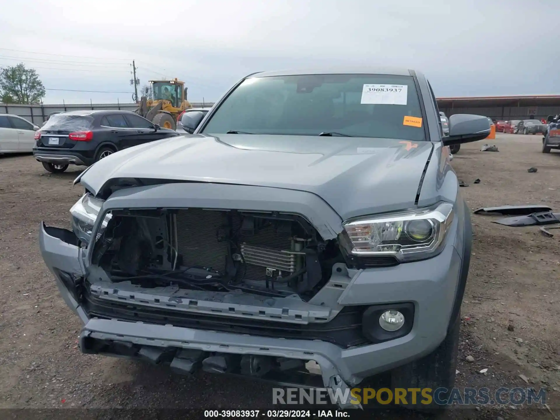 21 Photograph of a damaged car 3TMCZ5AN8LM333011 TOYOTA TACOMA 2020