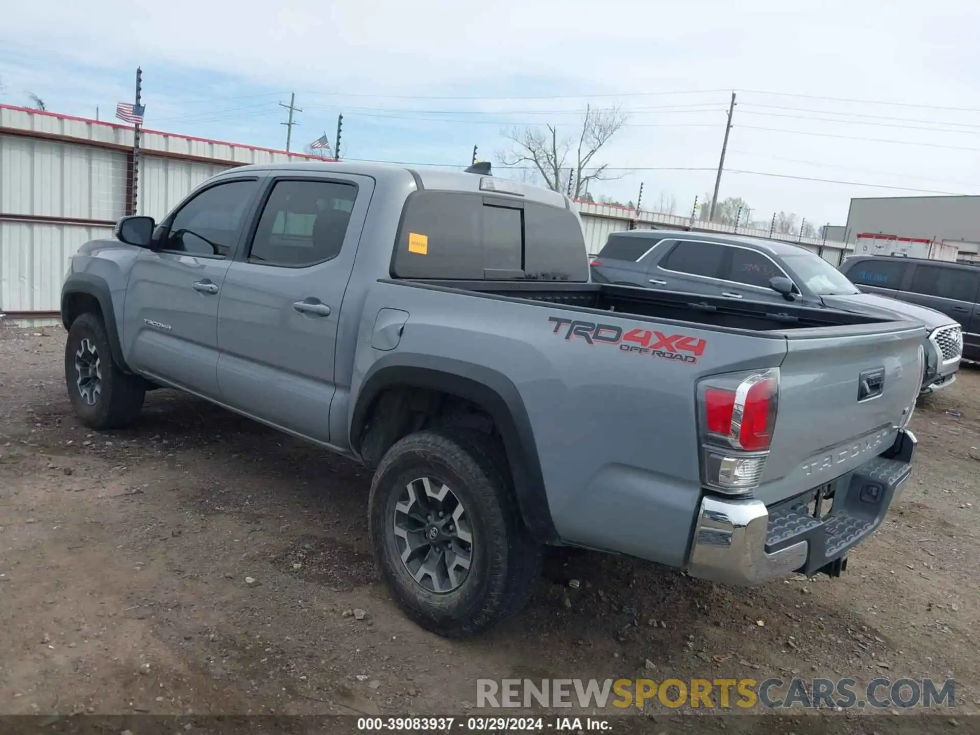 3 Photograph of a damaged car 3TMCZ5AN8LM333011 TOYOTA TACOMA 2020