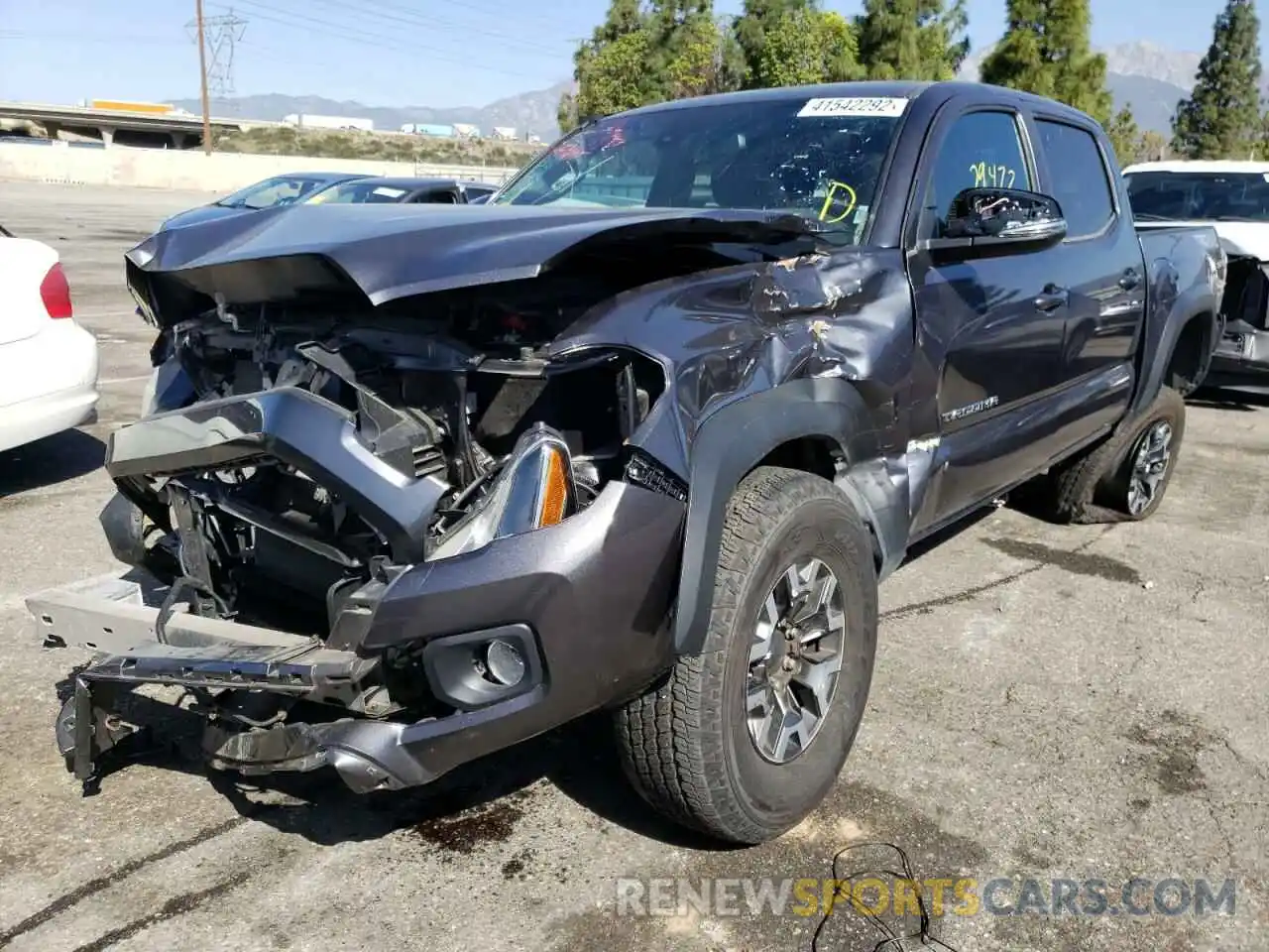 2 Photograph of a damaged car 3TMCZ5AN8LM335647 TOYOTA TACOMA 2020