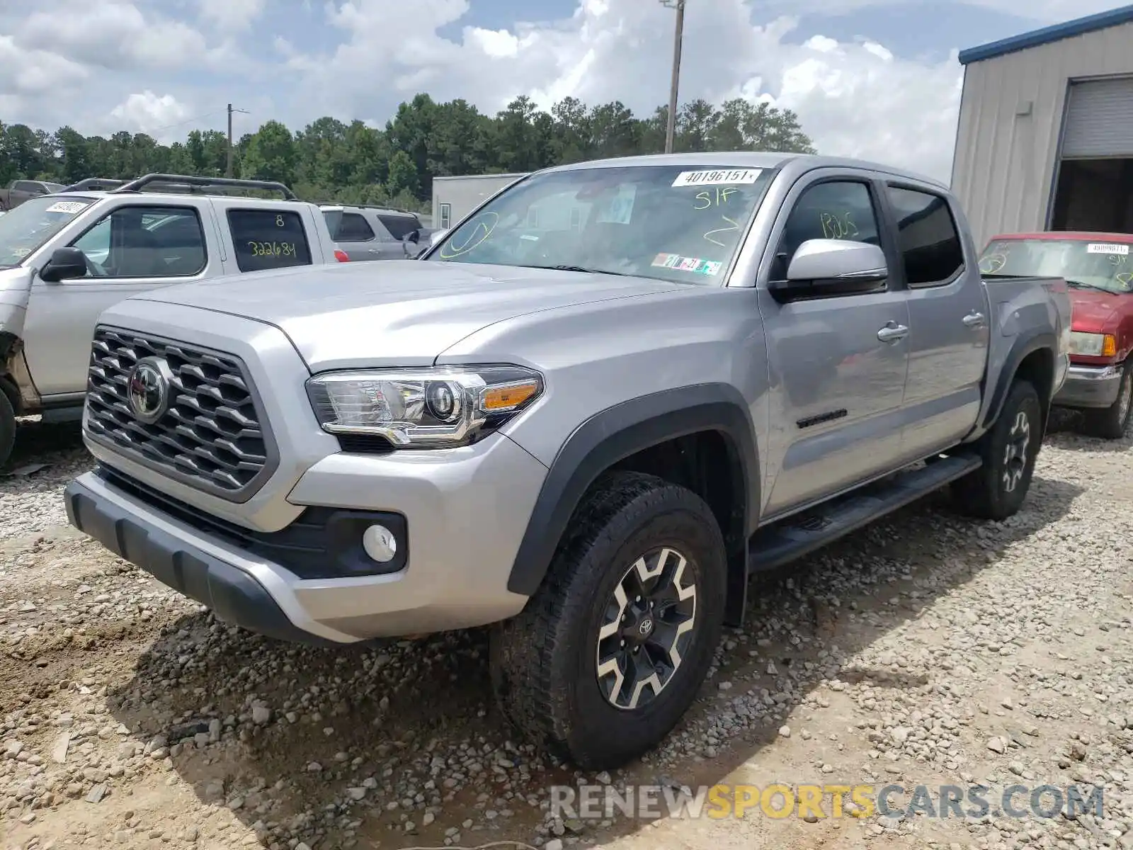 2 Photograph of a damaged car 3TMCZ5AN8LM337480 TOYOTA TACOMA 2020