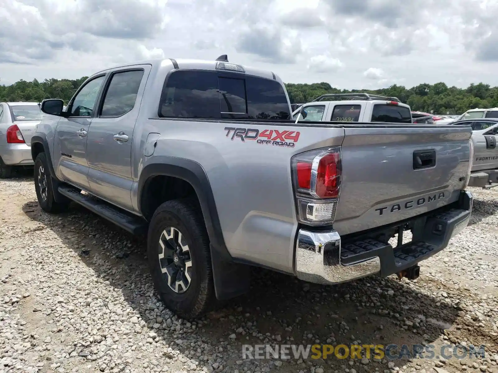 3 Photograph of a damaged car 3TMCZ5AN8LM337480 TOYOTA TACOMA 2020