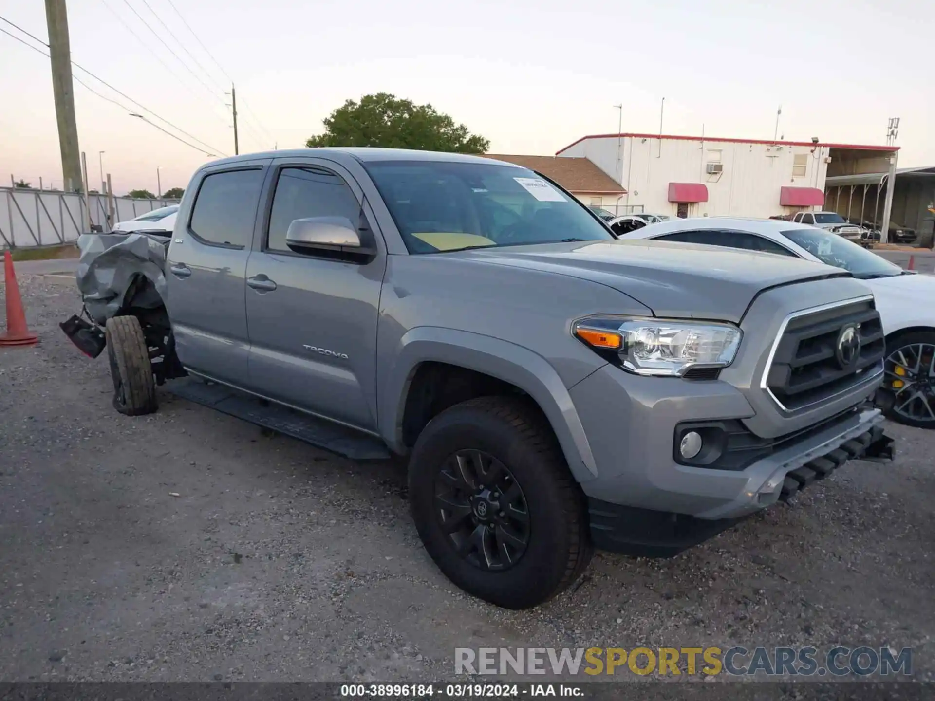 1 Photograph of a damaged car 3TMCZ5AN8LM338306 TOYOTA TACOMA 2020