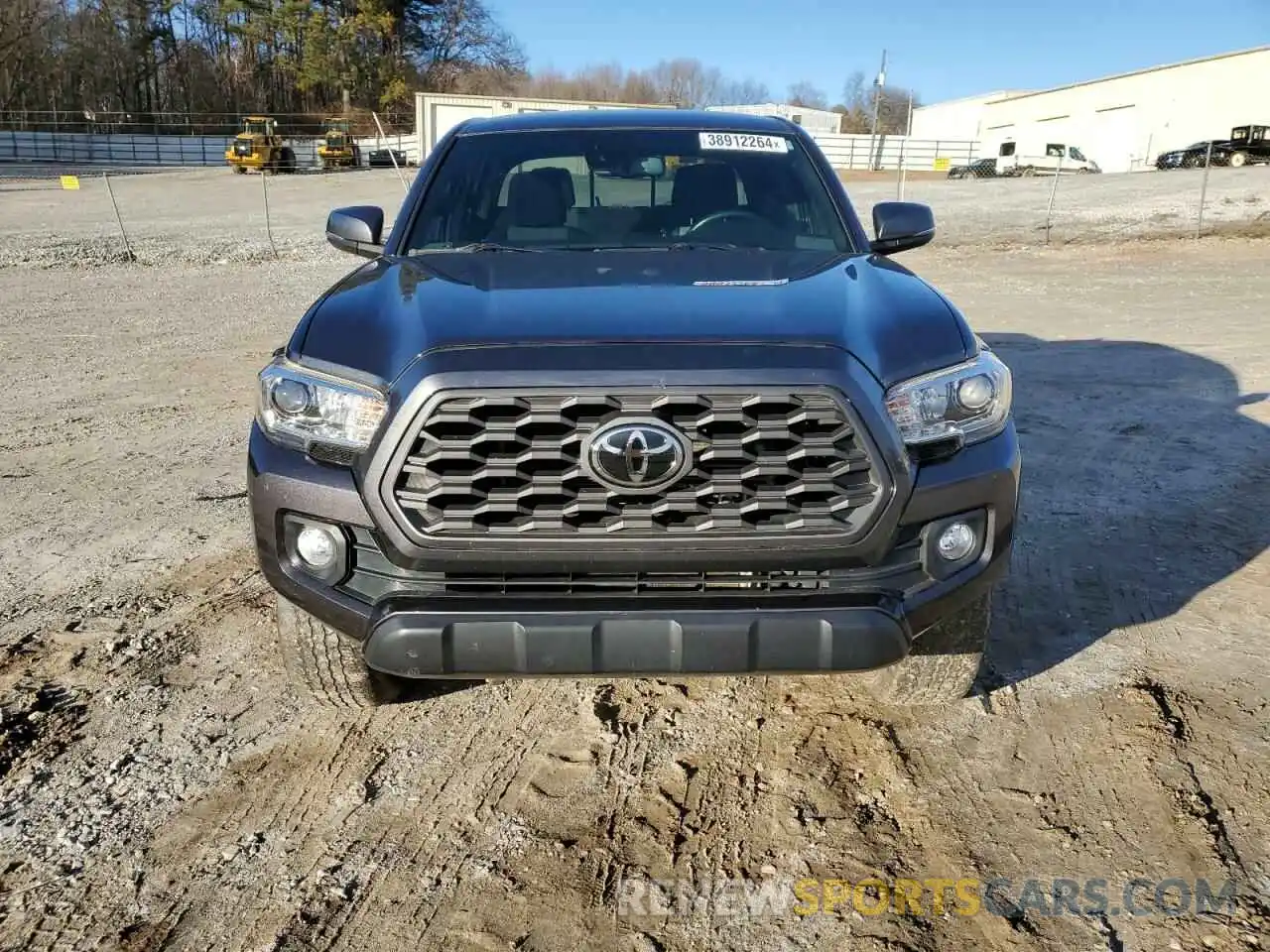 5 Photograph of a damaged car 3TMCZ5AN8LM338533 TOYOTA TACOMA 2020