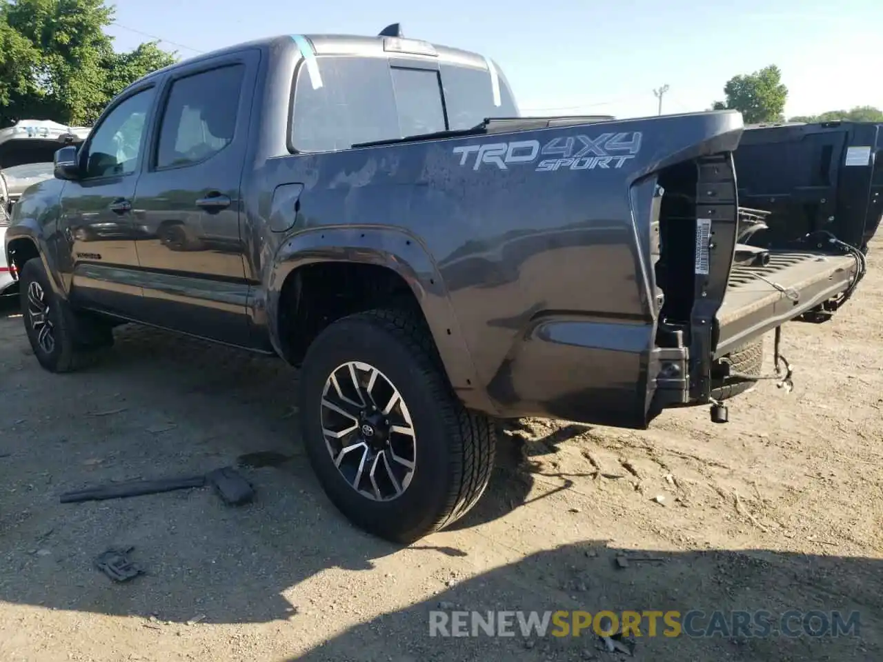 3 Photograph of a damaged car 3TMCZ5AN8LM339469 TOYOTA TACOMA 2020