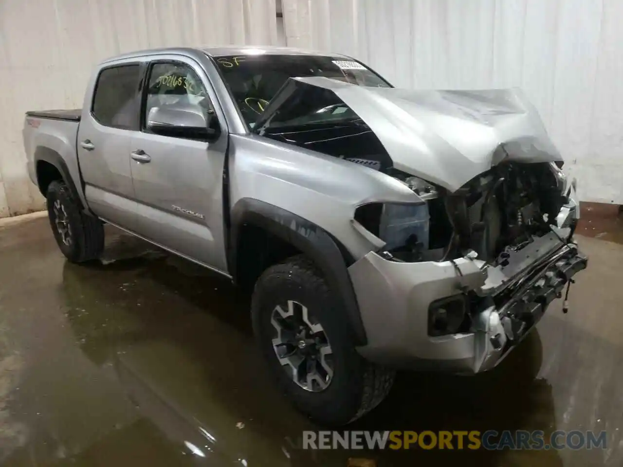 1 Photograph of a damaged car 3TMCZ5AN8LM341075 TOYOTA TACOMA 2020